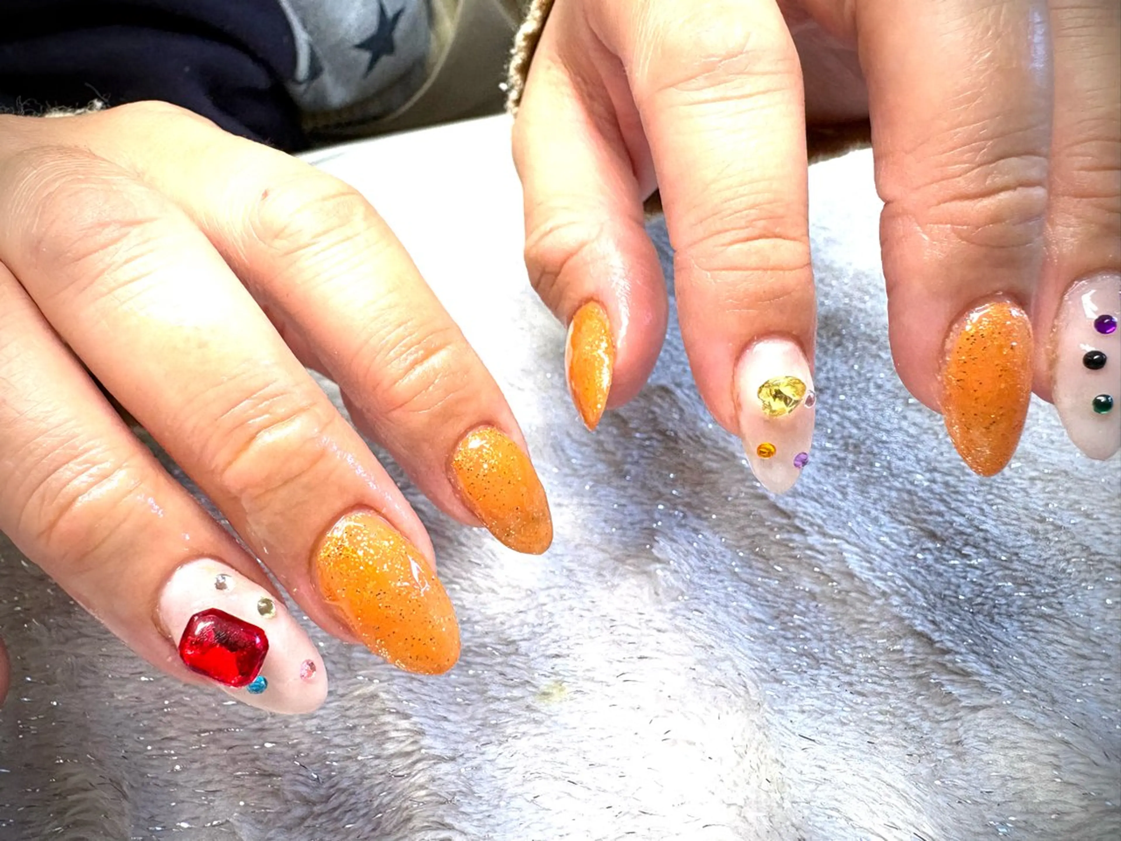 ネイル オレンジ ハンドネイル nail.s misatoのネイルデザイン