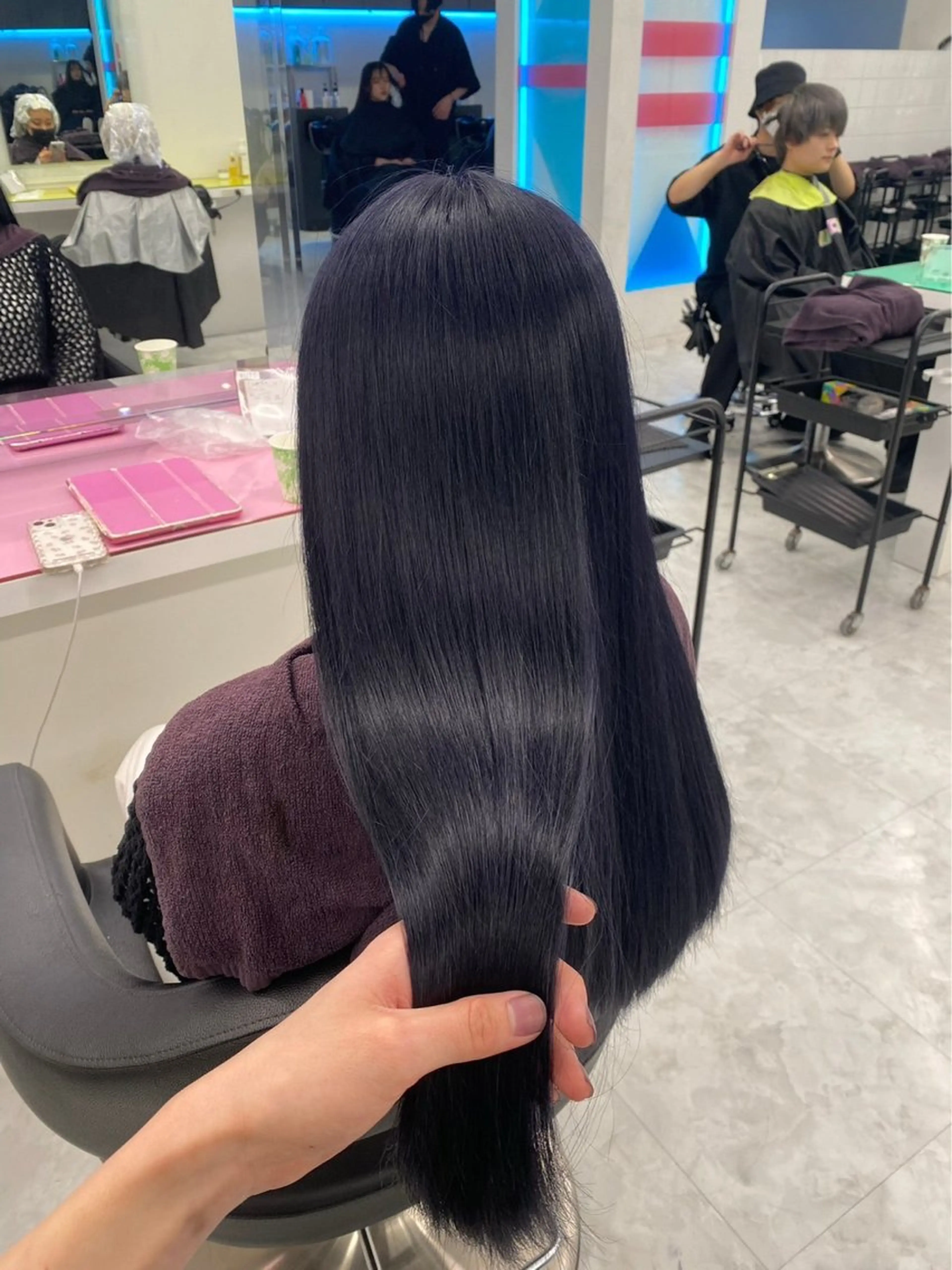 ロング ヘアカラー まろっと艶感ブラウン ベージュ🤍まなかのヘアスタイル