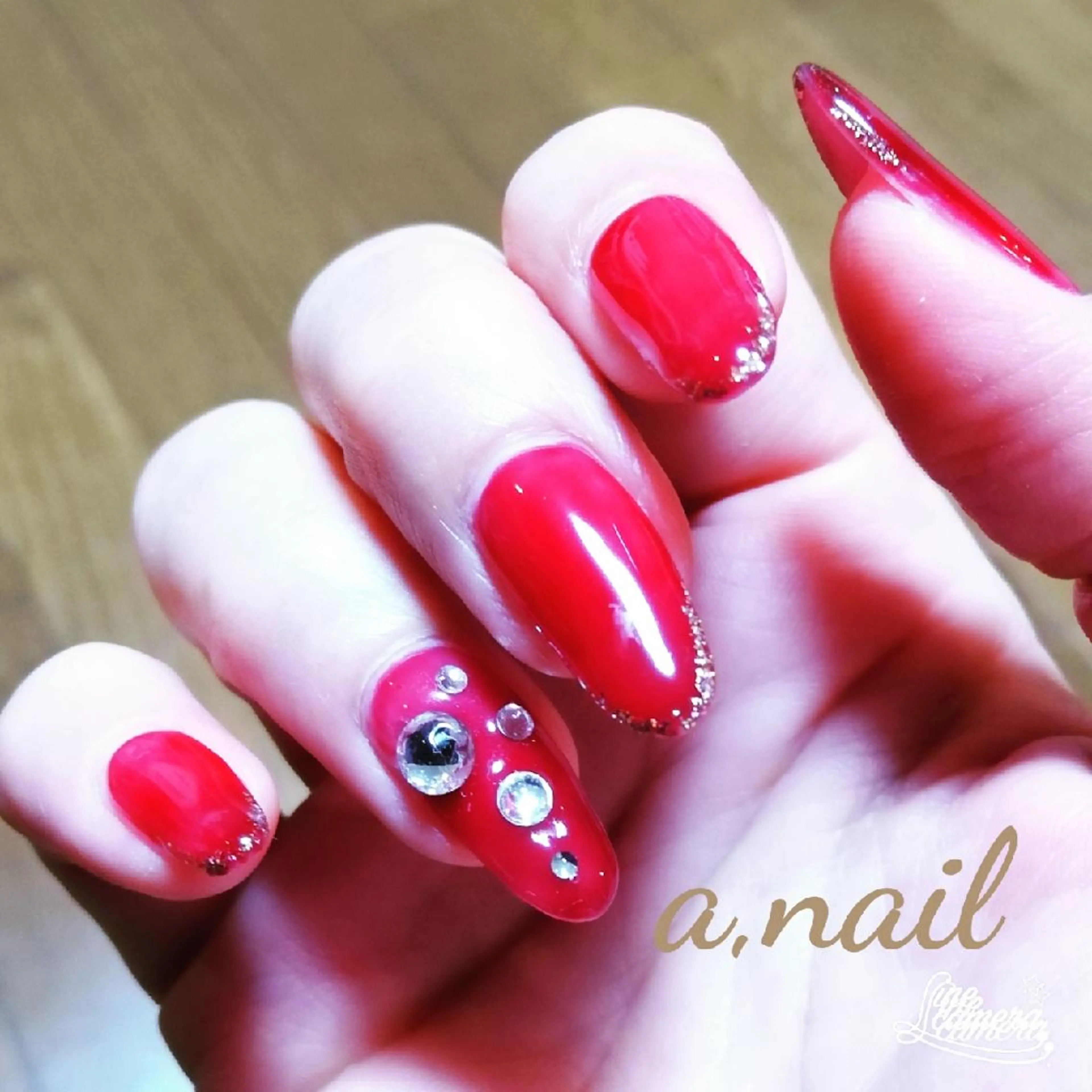 ネイル ストーンネイル ハンドネイル ネイルサロン エーネイルのネイルデザイン