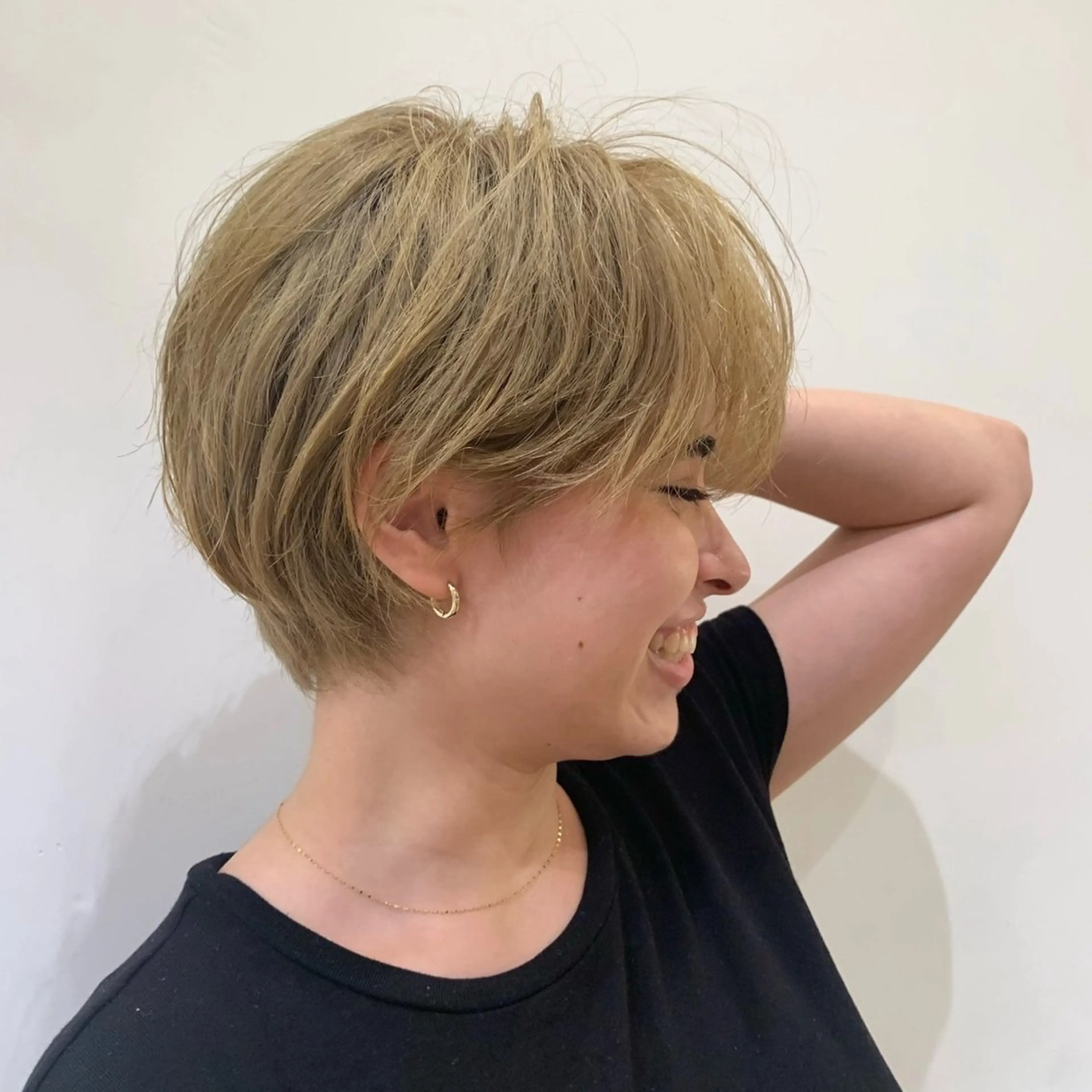ショート 🌻おおとみはな/ レイヤー/Wカラ🌻のヘアスタイル