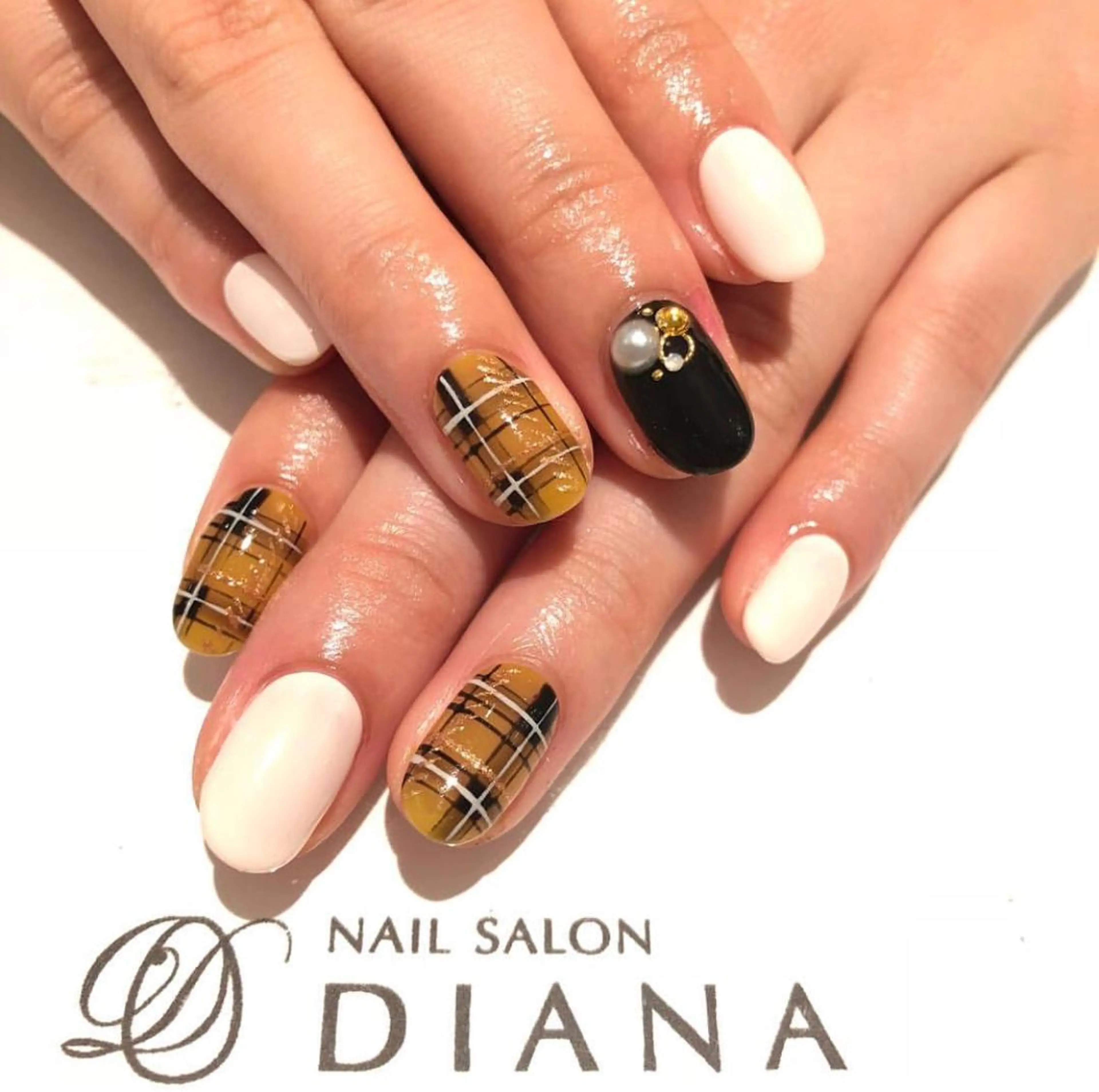 ショート カラー ネイル NAILSALON DIANAのネイルデザイン