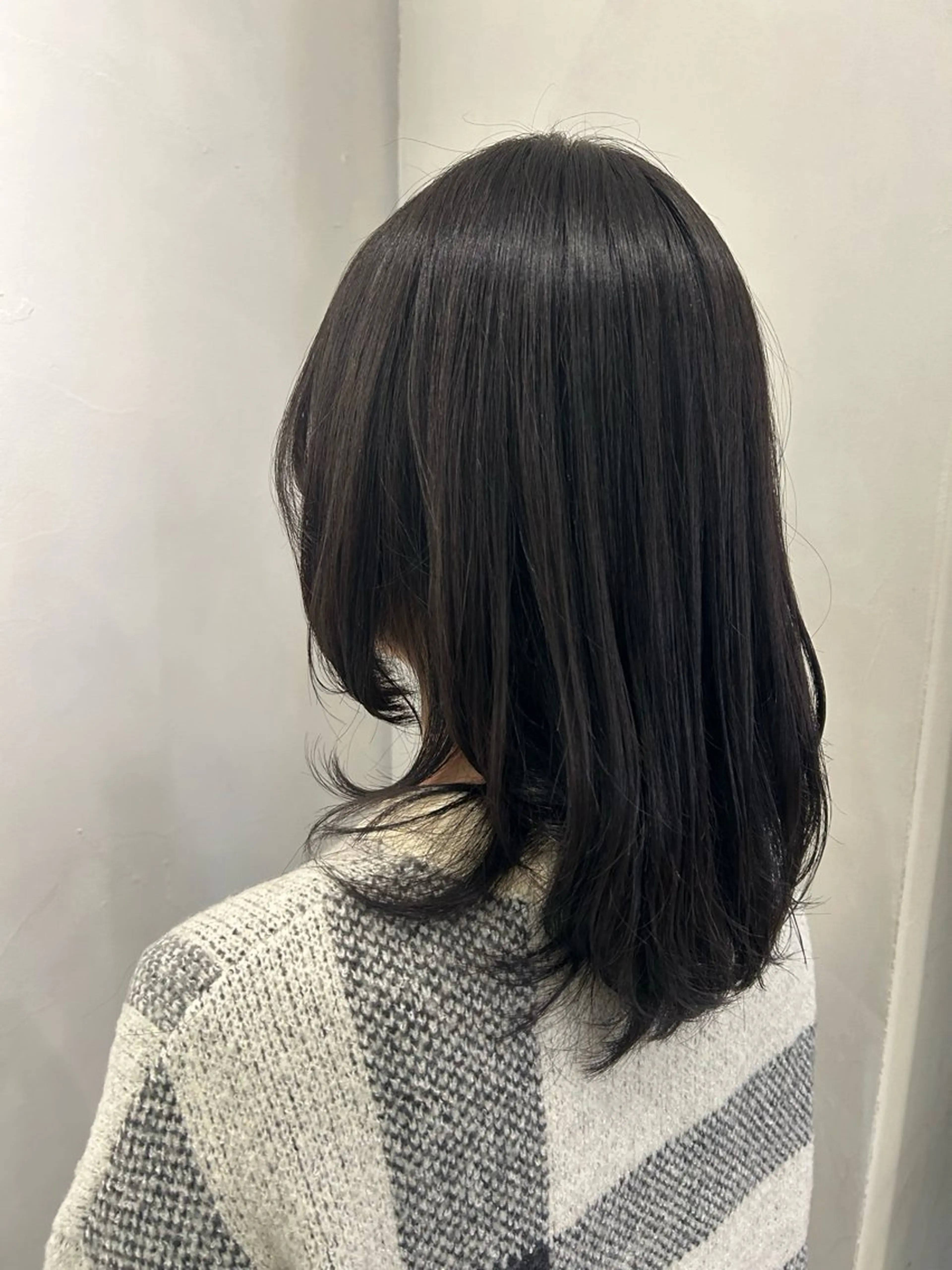 セミロング カラー IT by ALBUM立川のヘアスタイル