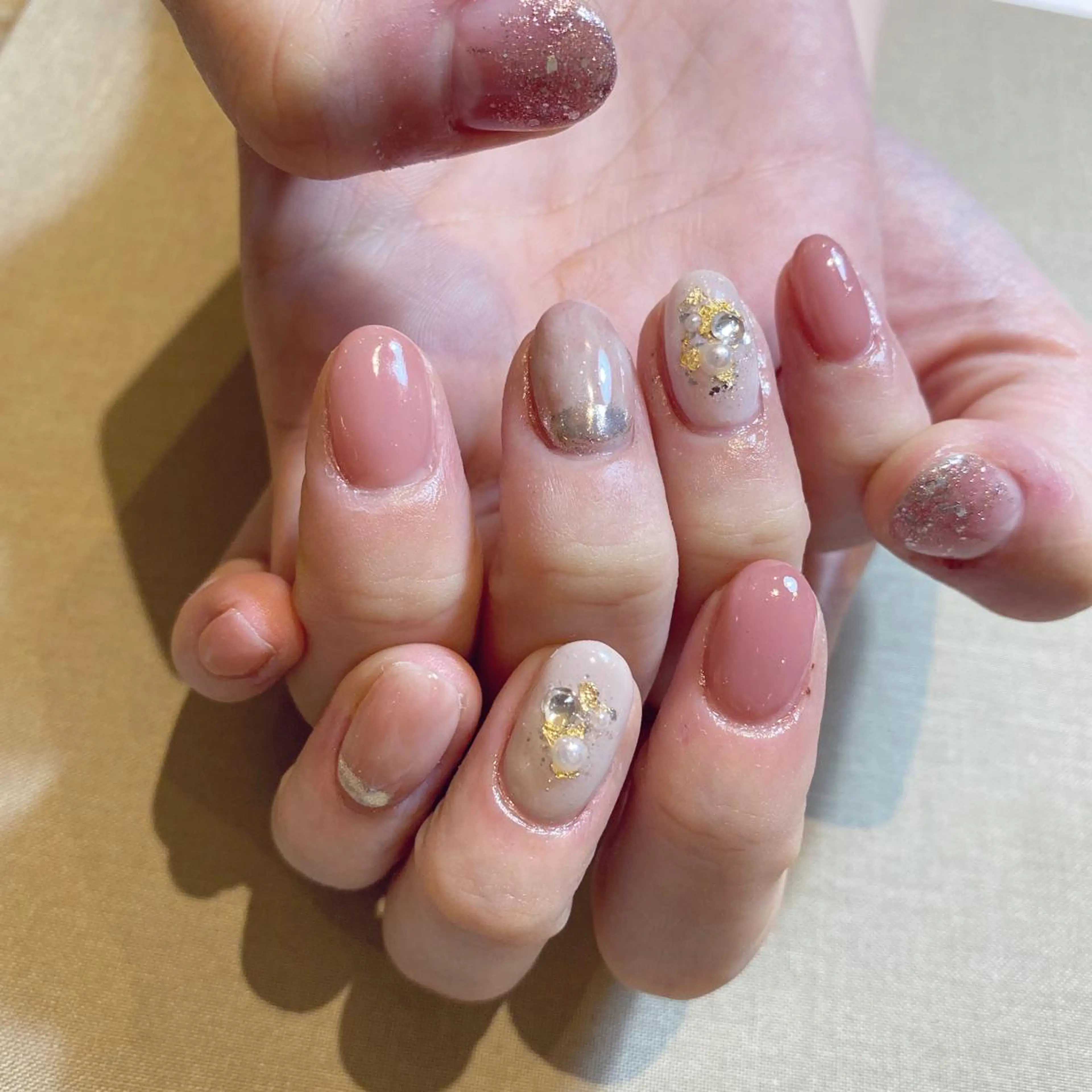 ネイル オフィスネイル ハンドネイル 栗林 実莉のネイルデザイン