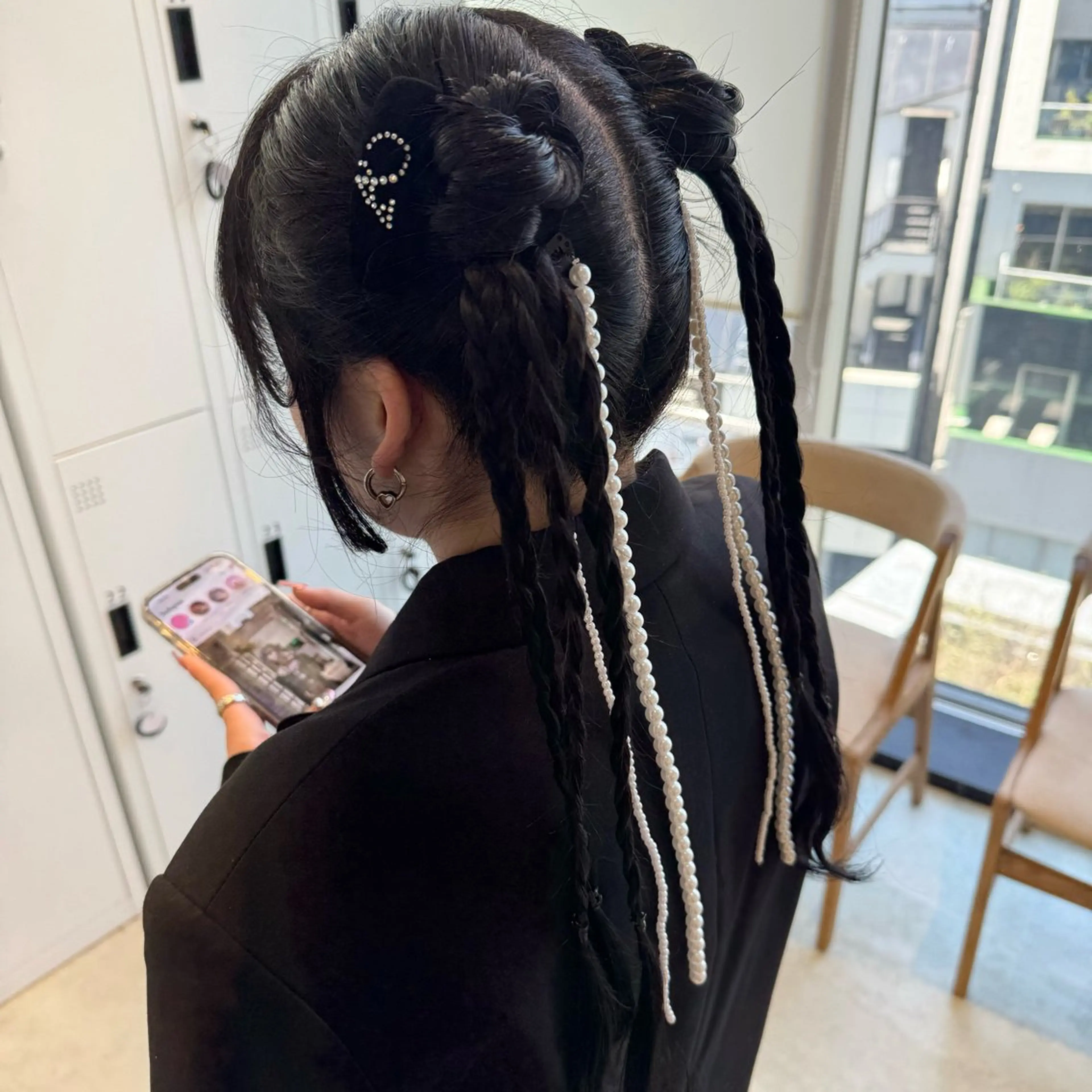 ロング ヘアアレンジ 韓国風ヘア 透明感カラー✨艶髪 制作🌱山根あゆみのヘアスタイル