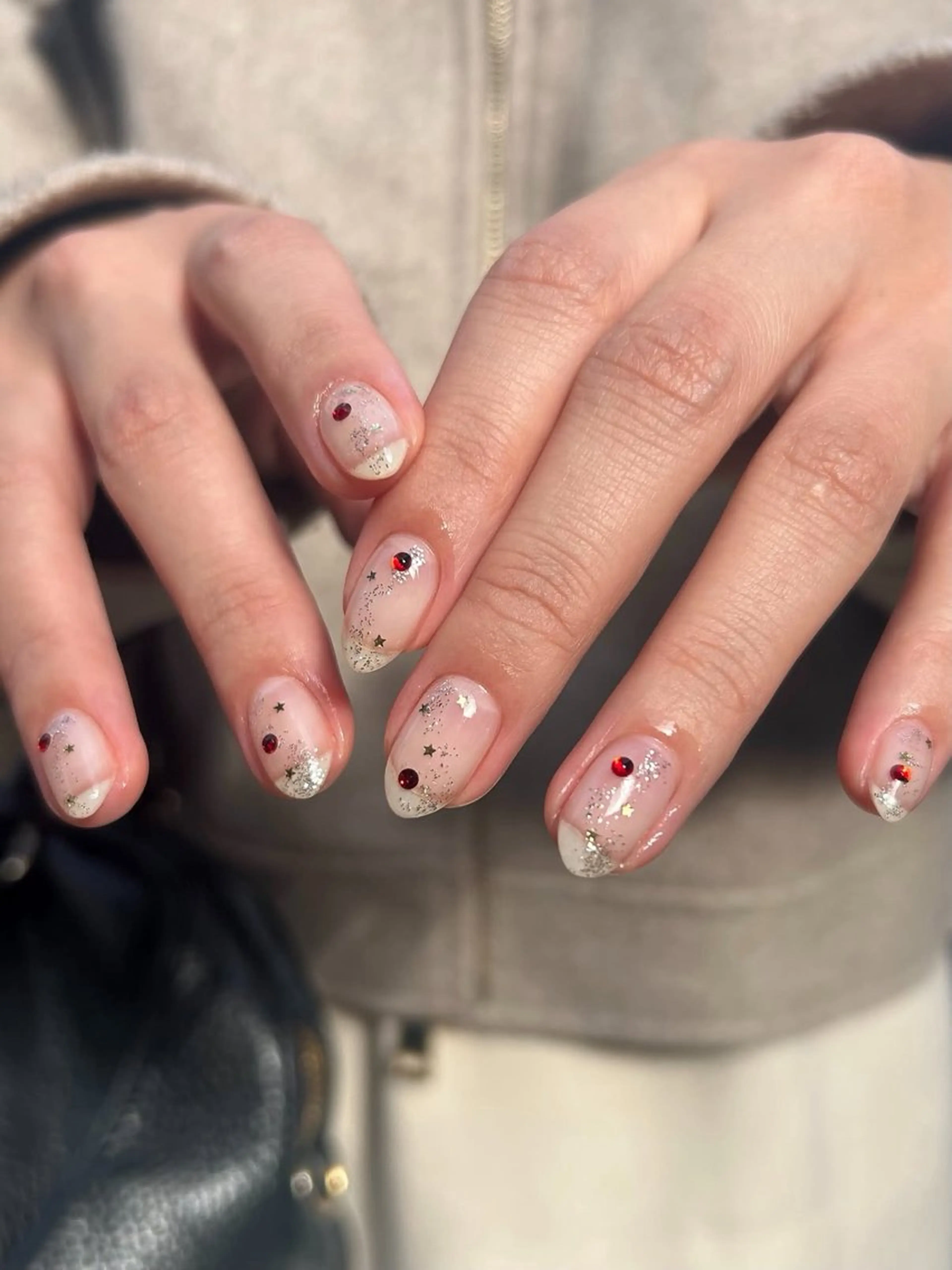 ネイル ボルドー ホログラムネイル キラキラネイル Miu 川越東口ネイルサロンのネイルデザイン