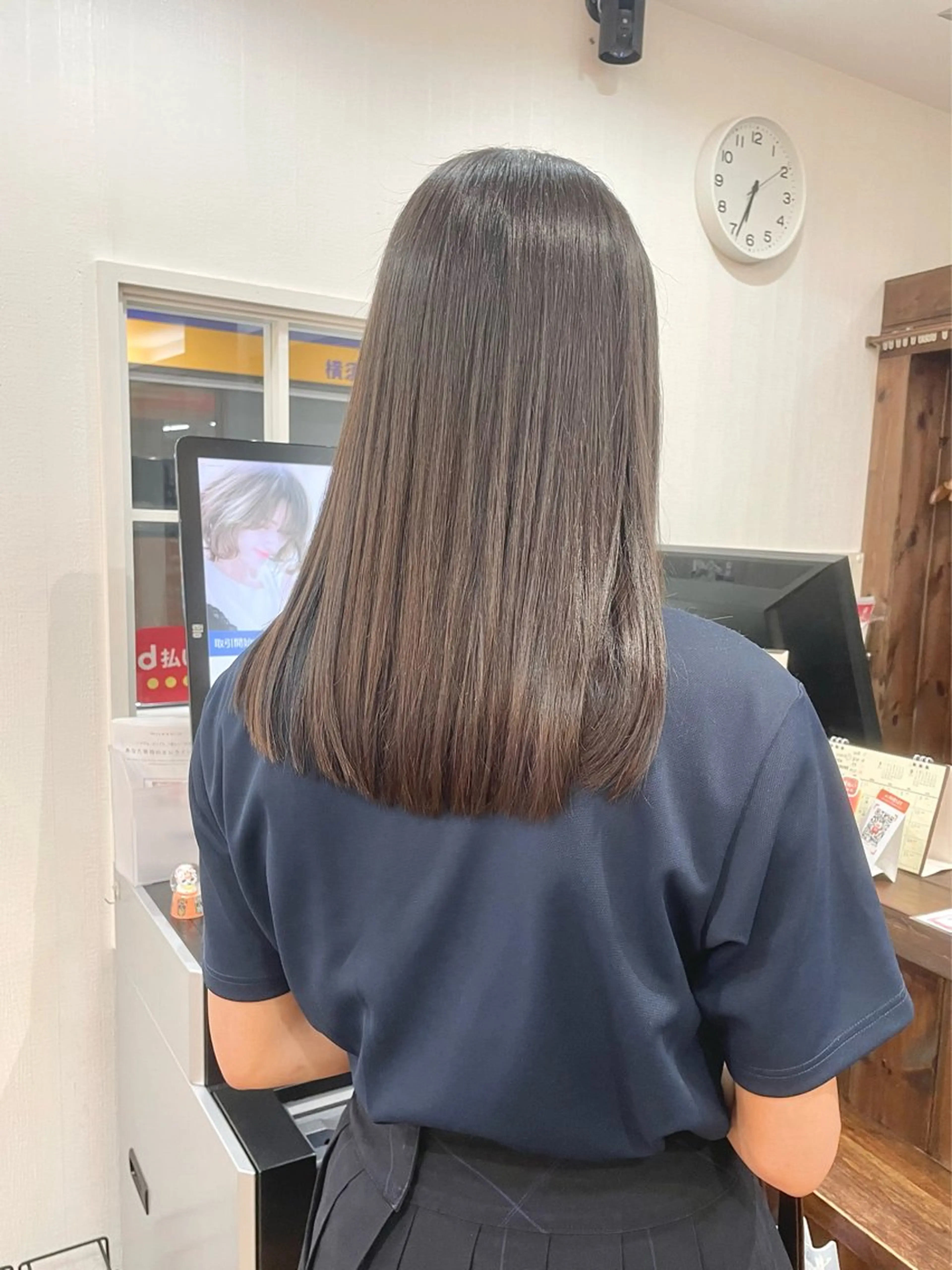 《うねり解消&朝楽スタイル》レディースカット➕ナチュラル縮毛矯正💖の写真