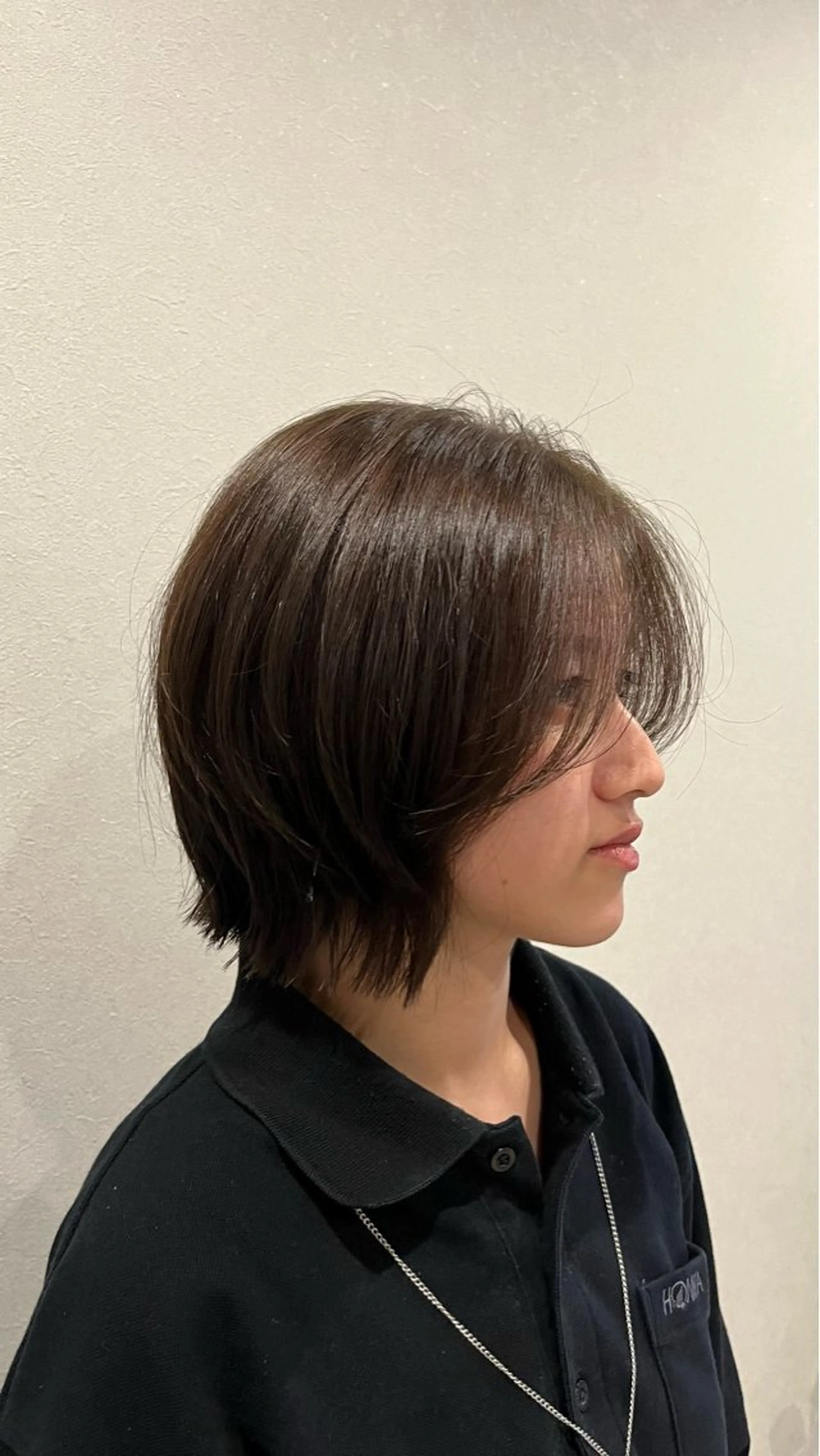 カラー ブラウンカラー オリーブブラウン ヘアカラー 河辺 静海のヘアスタイル