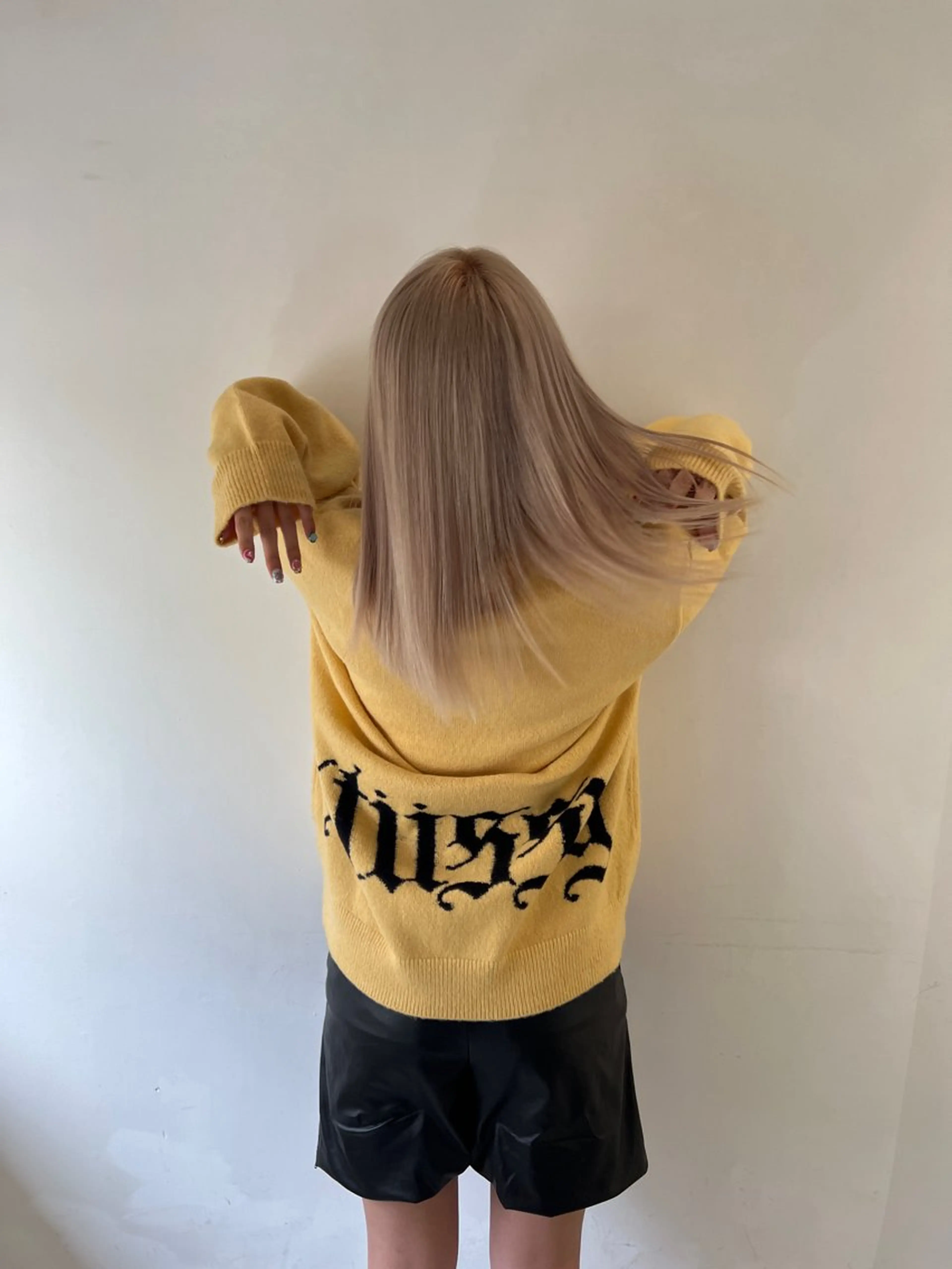 カラー hinata /ハイトーンのヘアスタイル