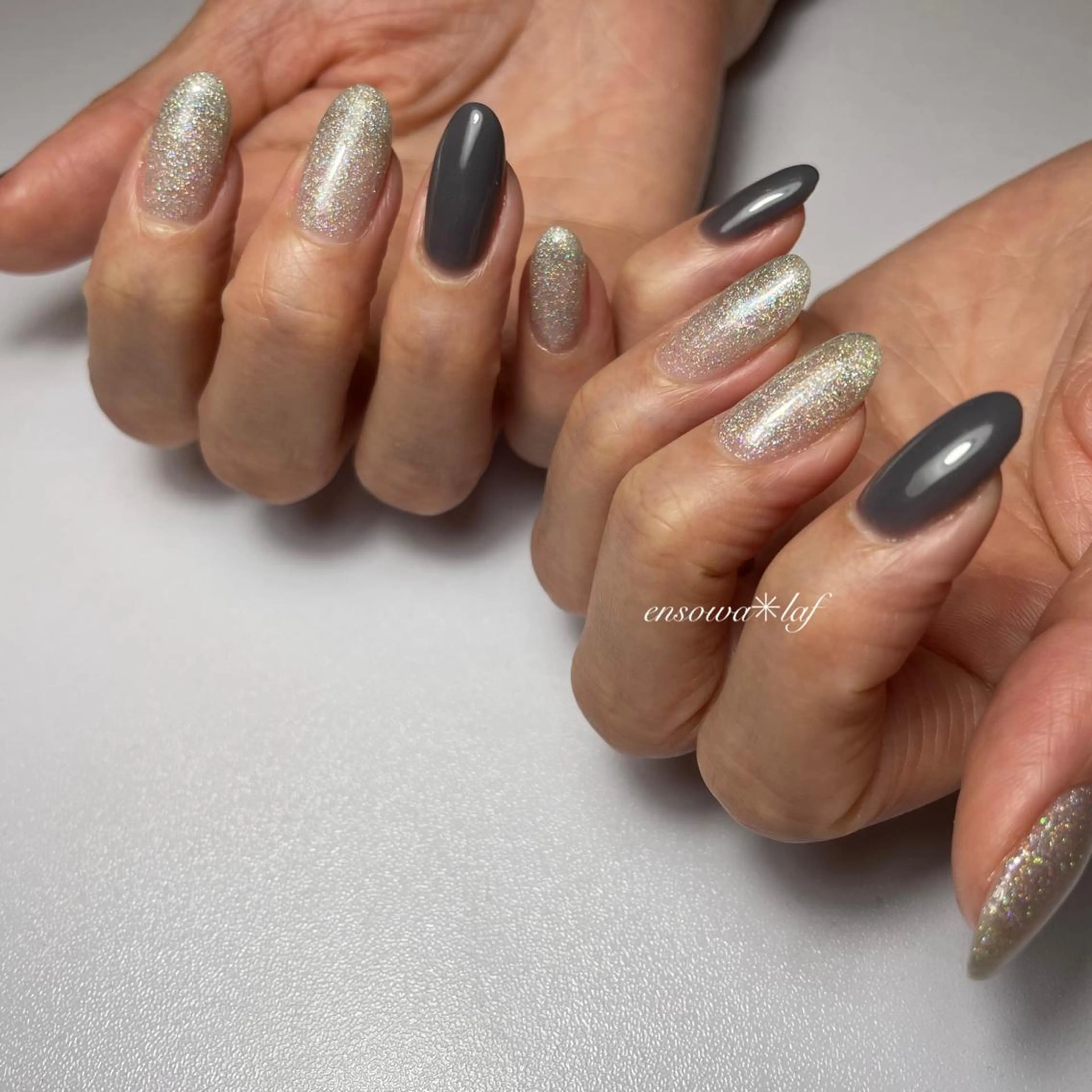 ネイル ジェルネイル ラメ(グリッター) シンプルネイル ensowa✱laf NAILのネイルデザイン