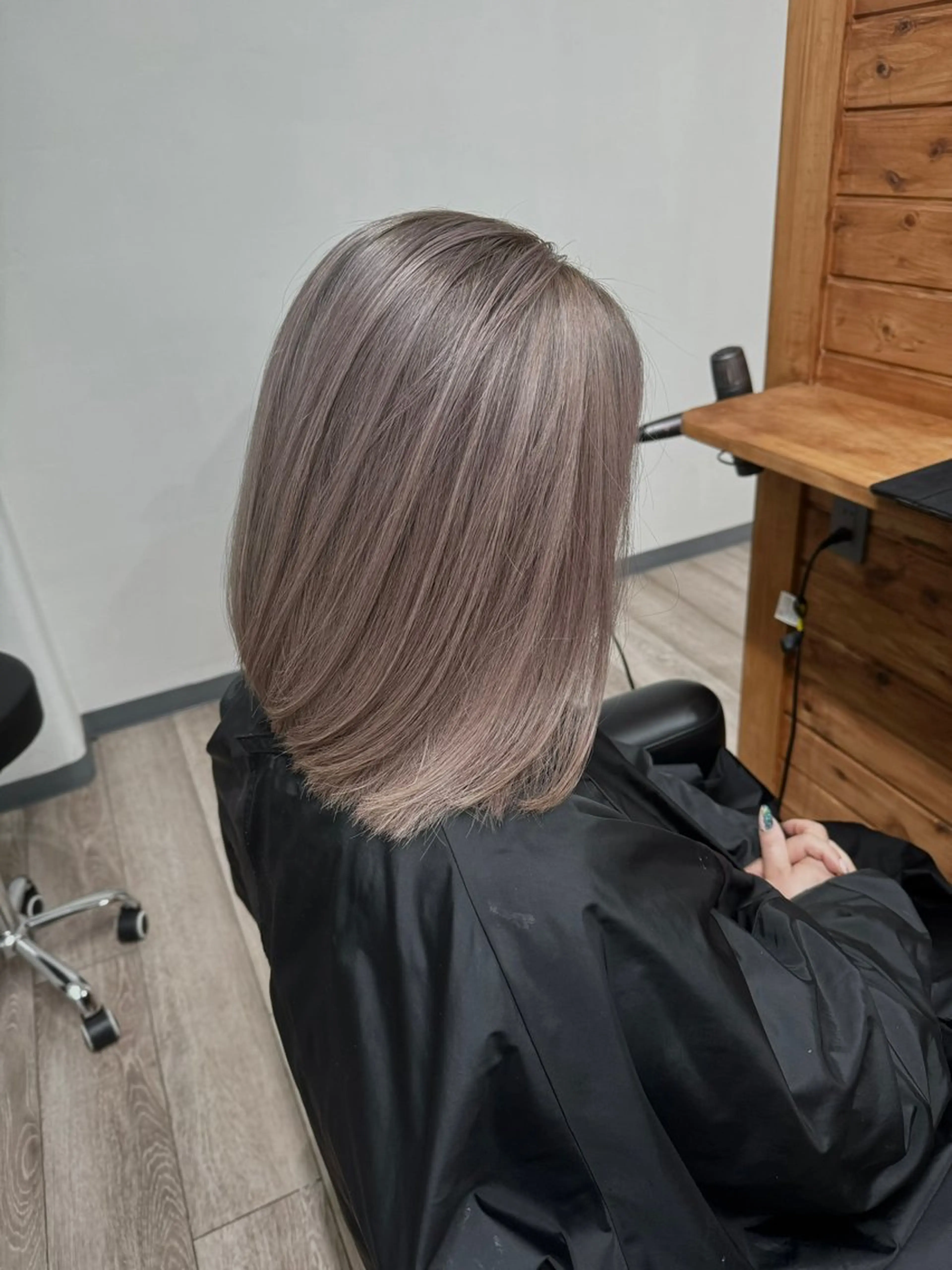 【minimo限定】カット+デザインカラー+トリートメントの写真