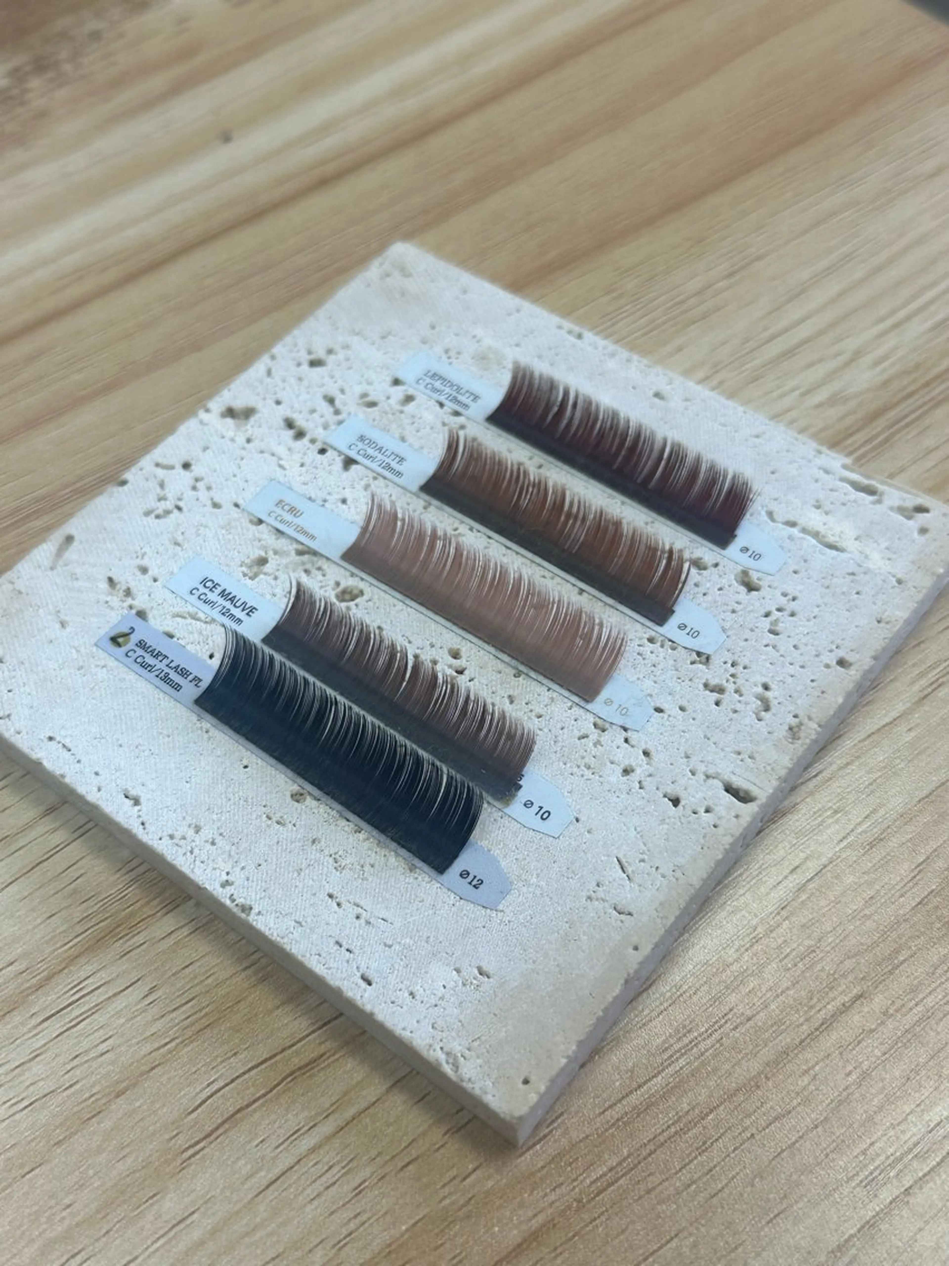 【フラットラッシュ🐻ブラウンカラー】C/Dカール120本　他店オフ込の写真