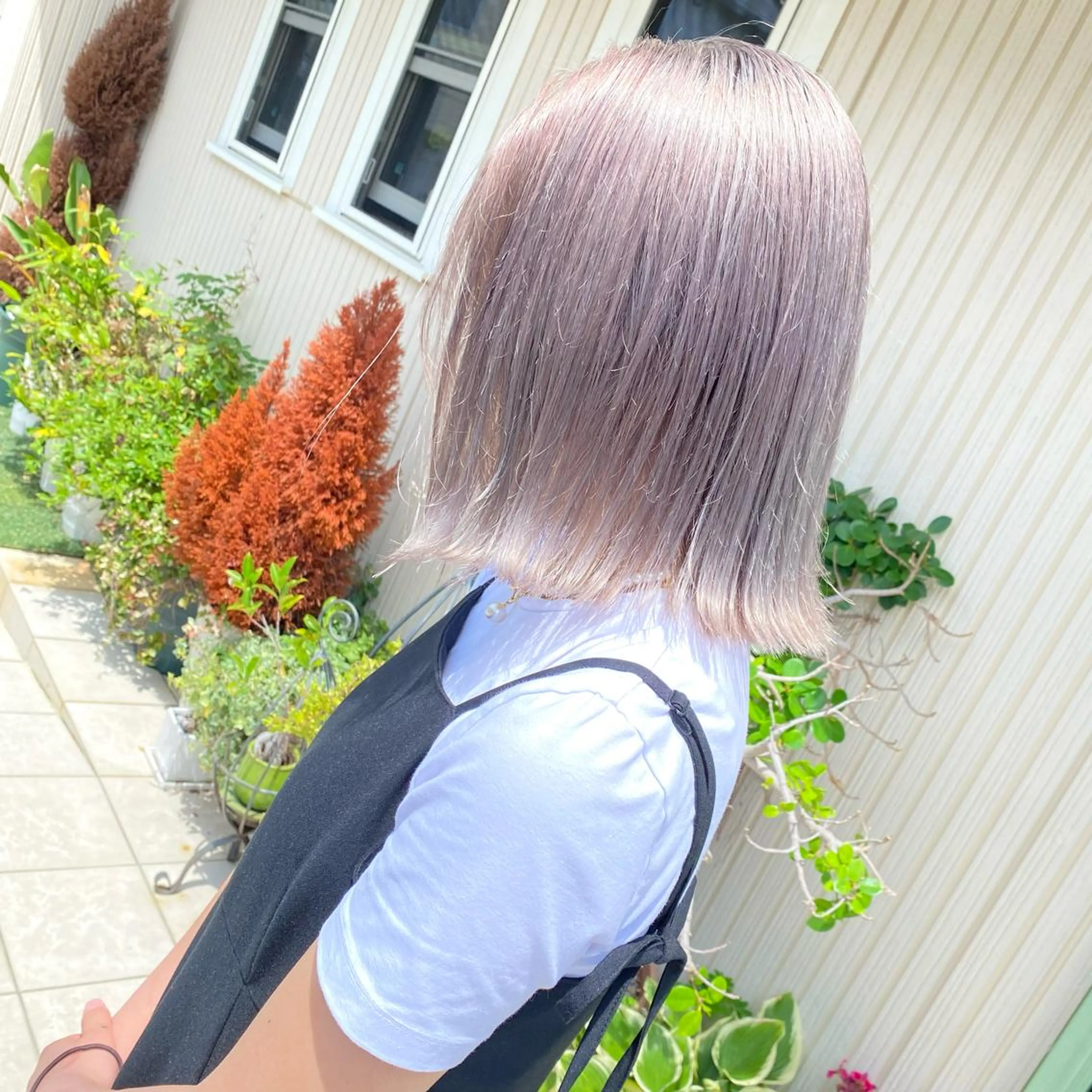 ミディアム y.s.h所属・ハイトーンカラー🌈 メンズパーマ鈴木康平のヘアスタイル