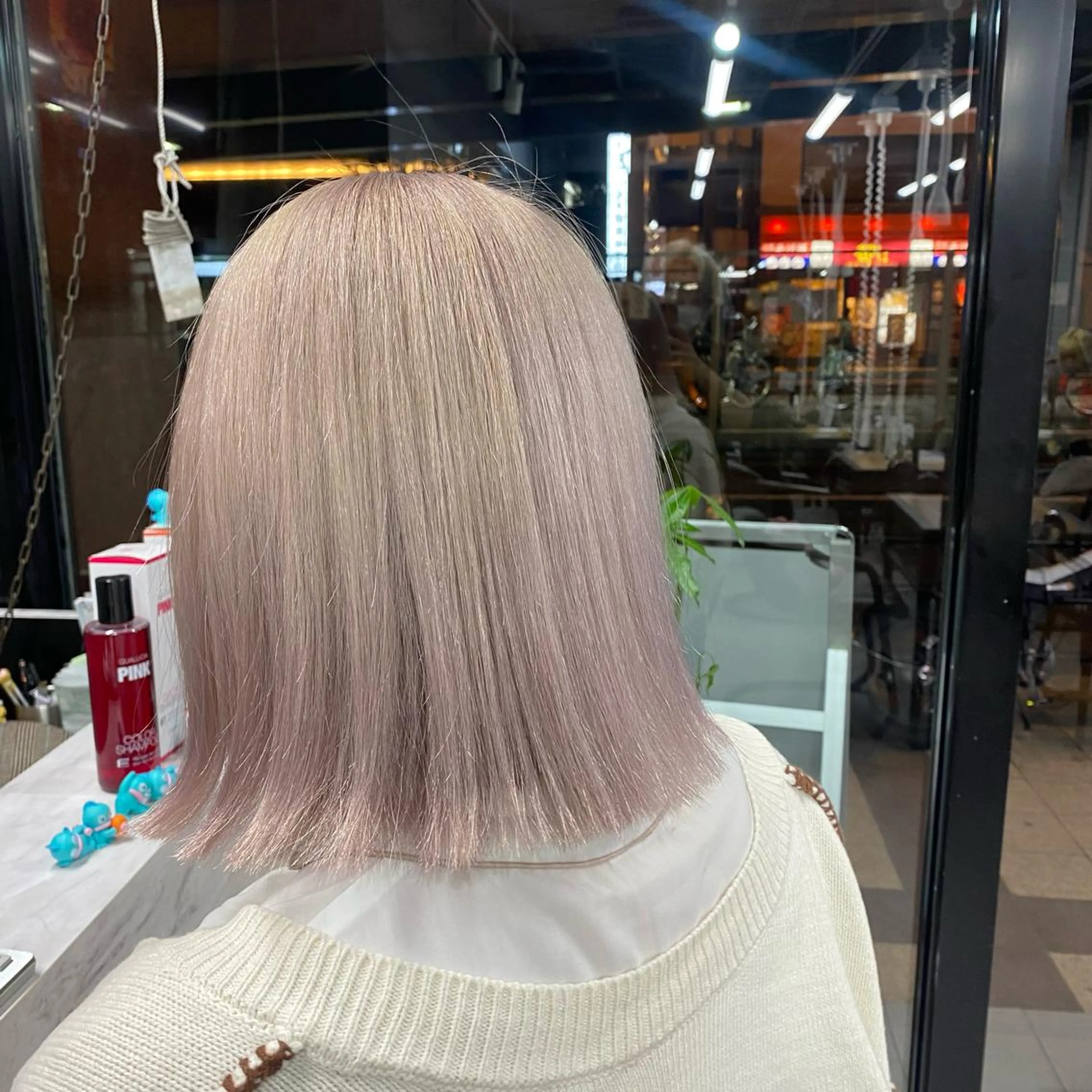 カラー ベージュカラー ホワイトベージュ ヘアカラー Seleneコウキ ブリーチ/ハイトーンのヘアスタイル