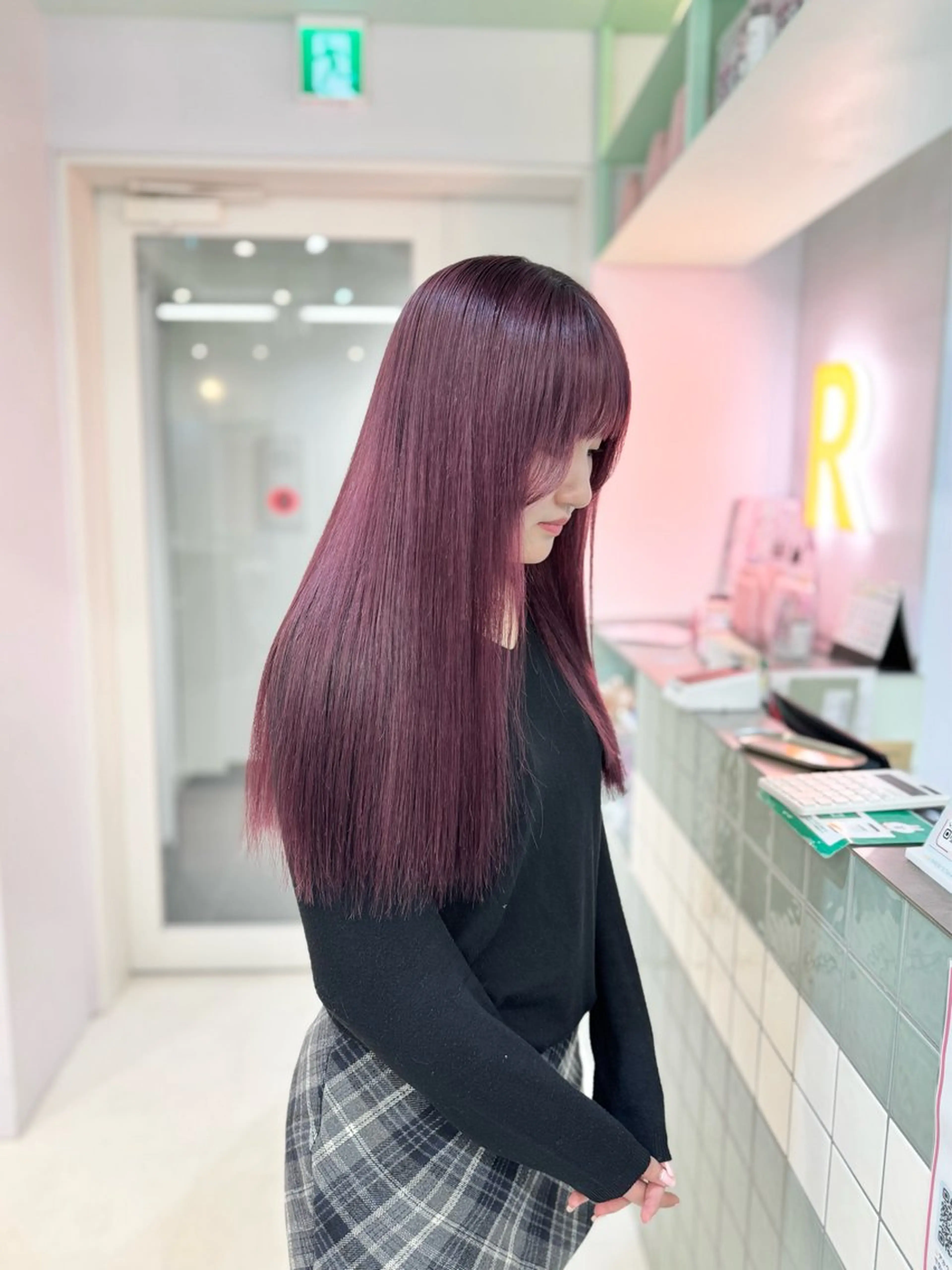 ロング カラー amane໒꒱うる艶 ブリーチ透明感カラーのヘアスタイル