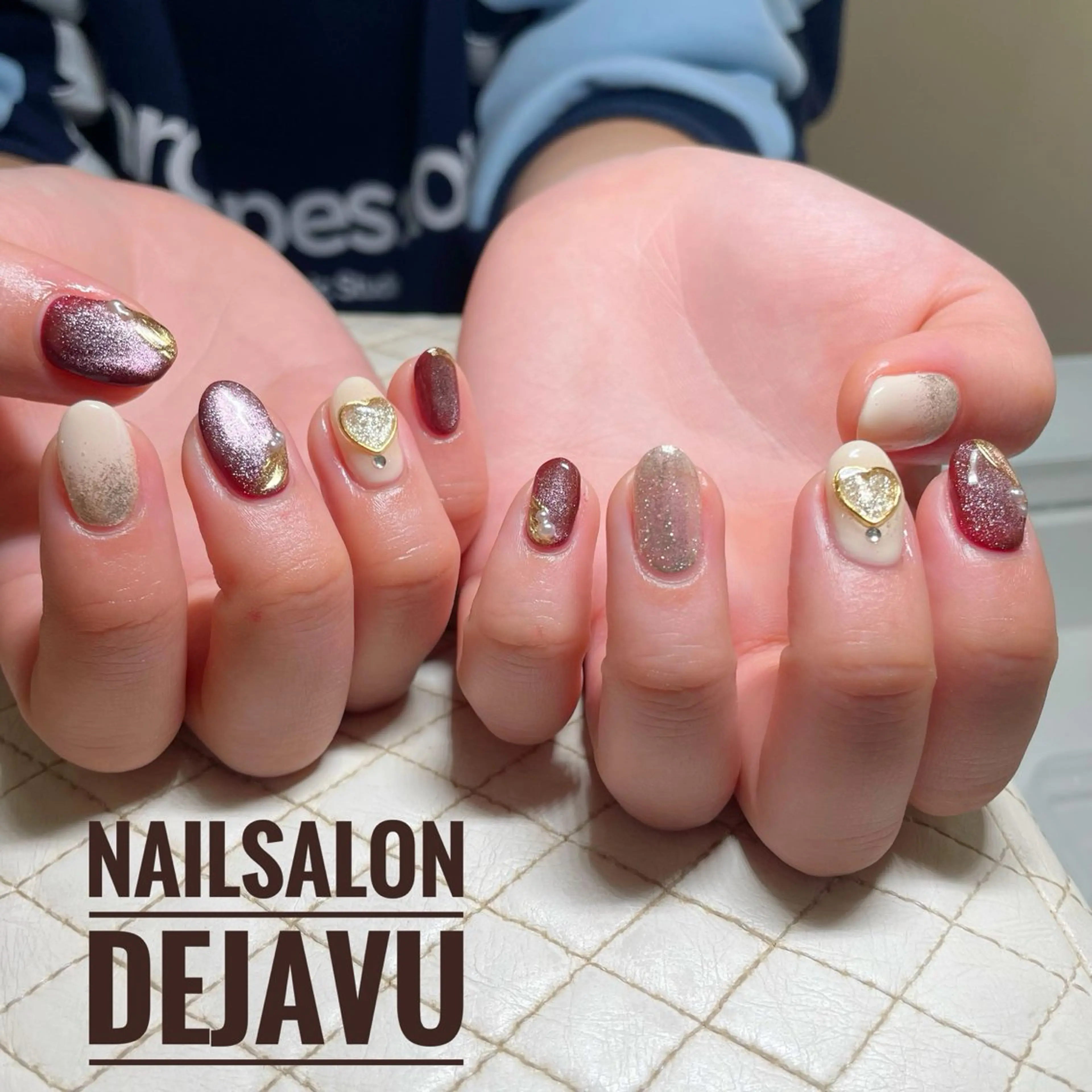 ネイル アートネイル キラキラネイル 持ち込み ハンドネイル Nailsalon Dejavuのネイルデザイン