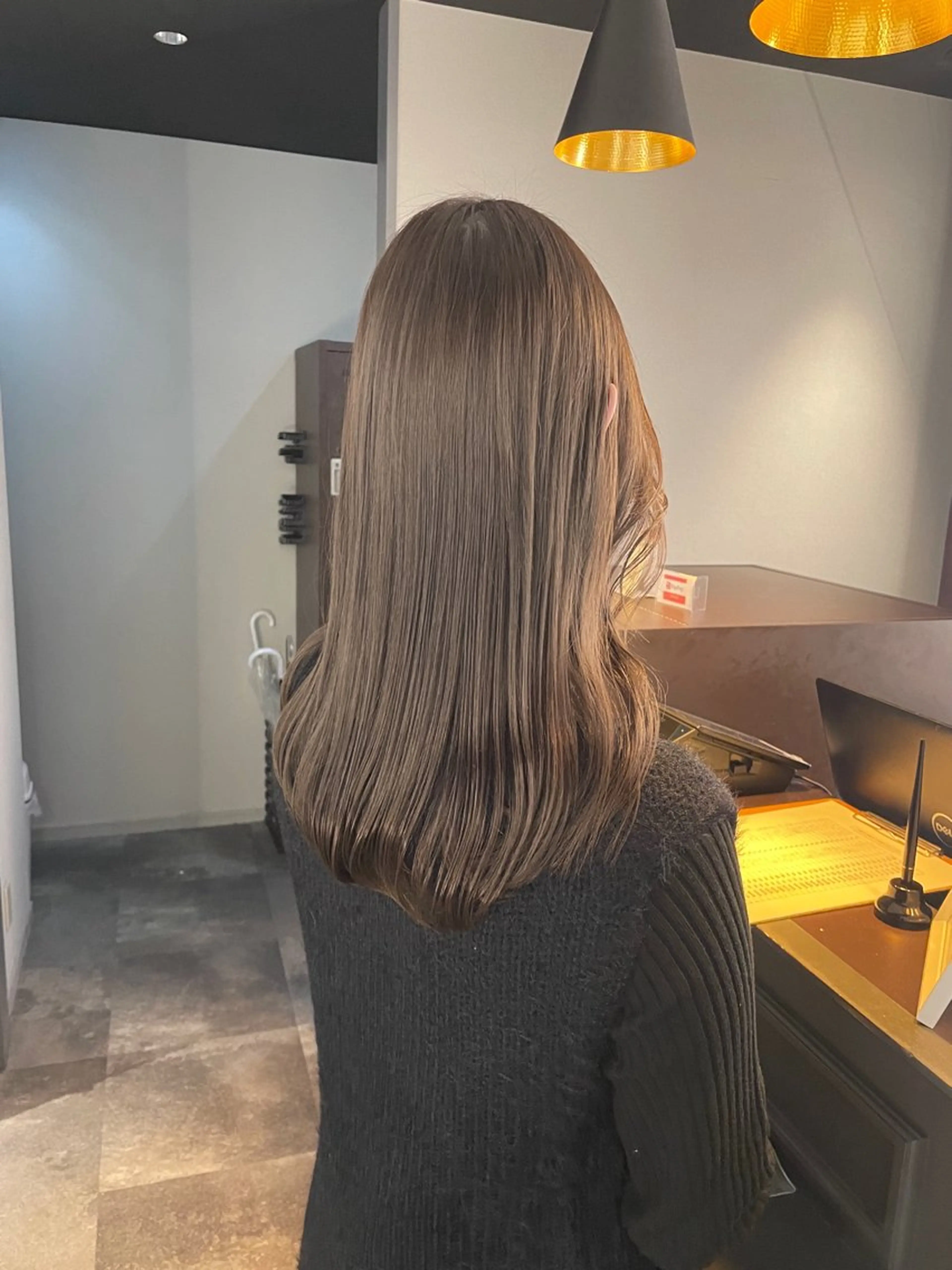 セミロング ヘアカラー トリートメント KANA🌷 髪質改善のヘアスタイル