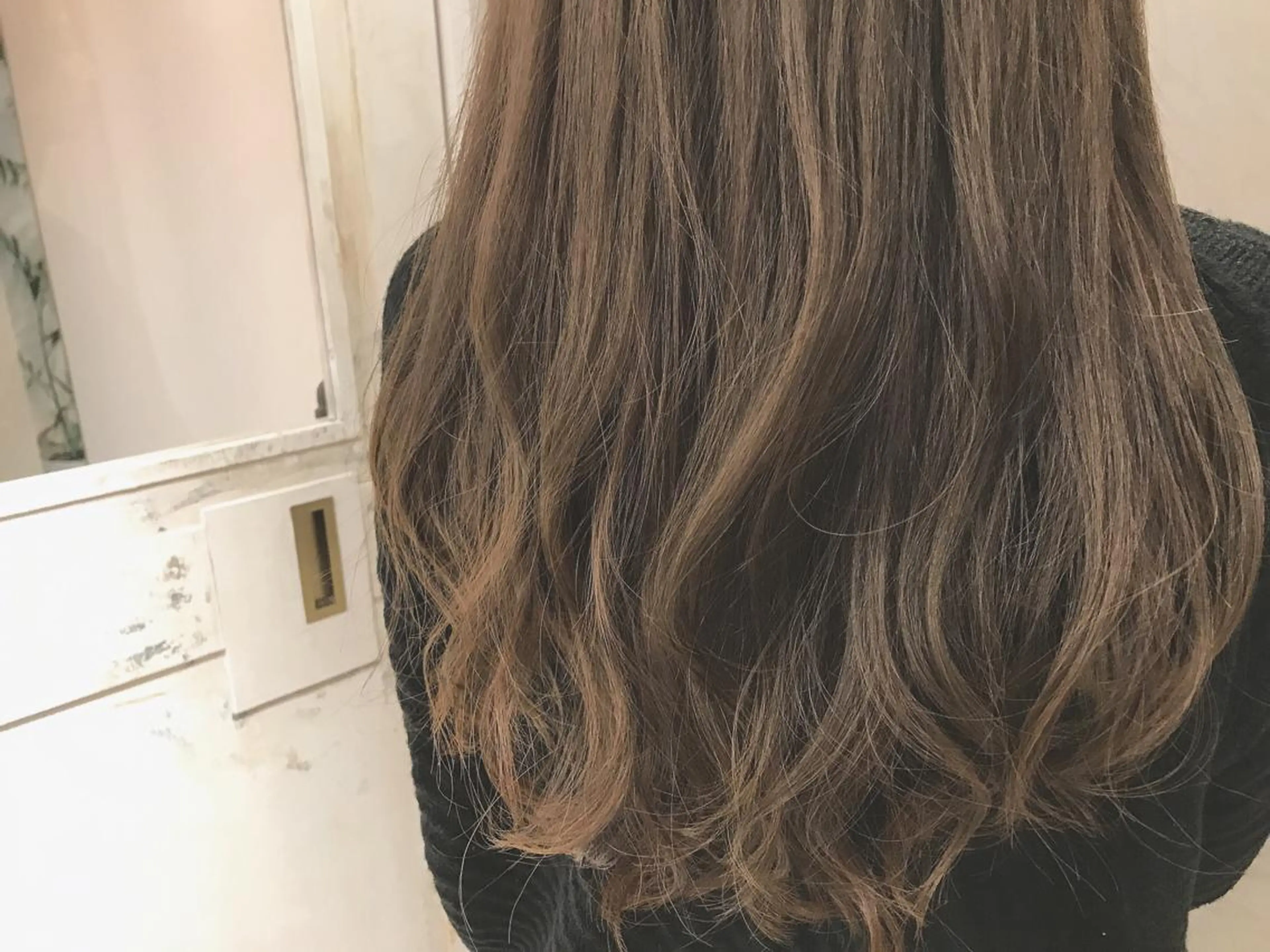 セミロング カラー BRICK所属・［BRICK］Yui ナチュラル系の極みのヘアスタイル