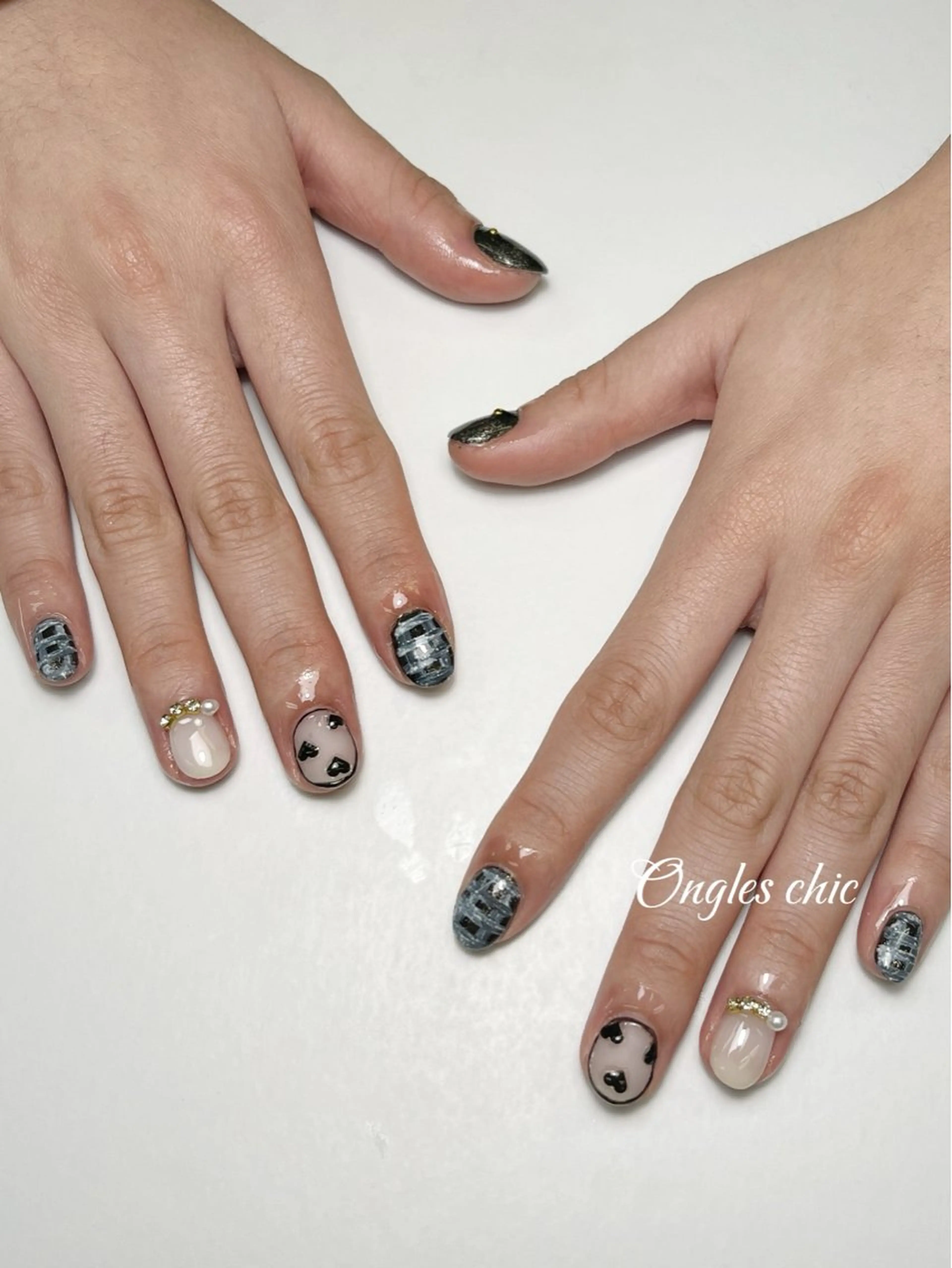 ネイル ハンドネイル ongles chicのネイルデザイン