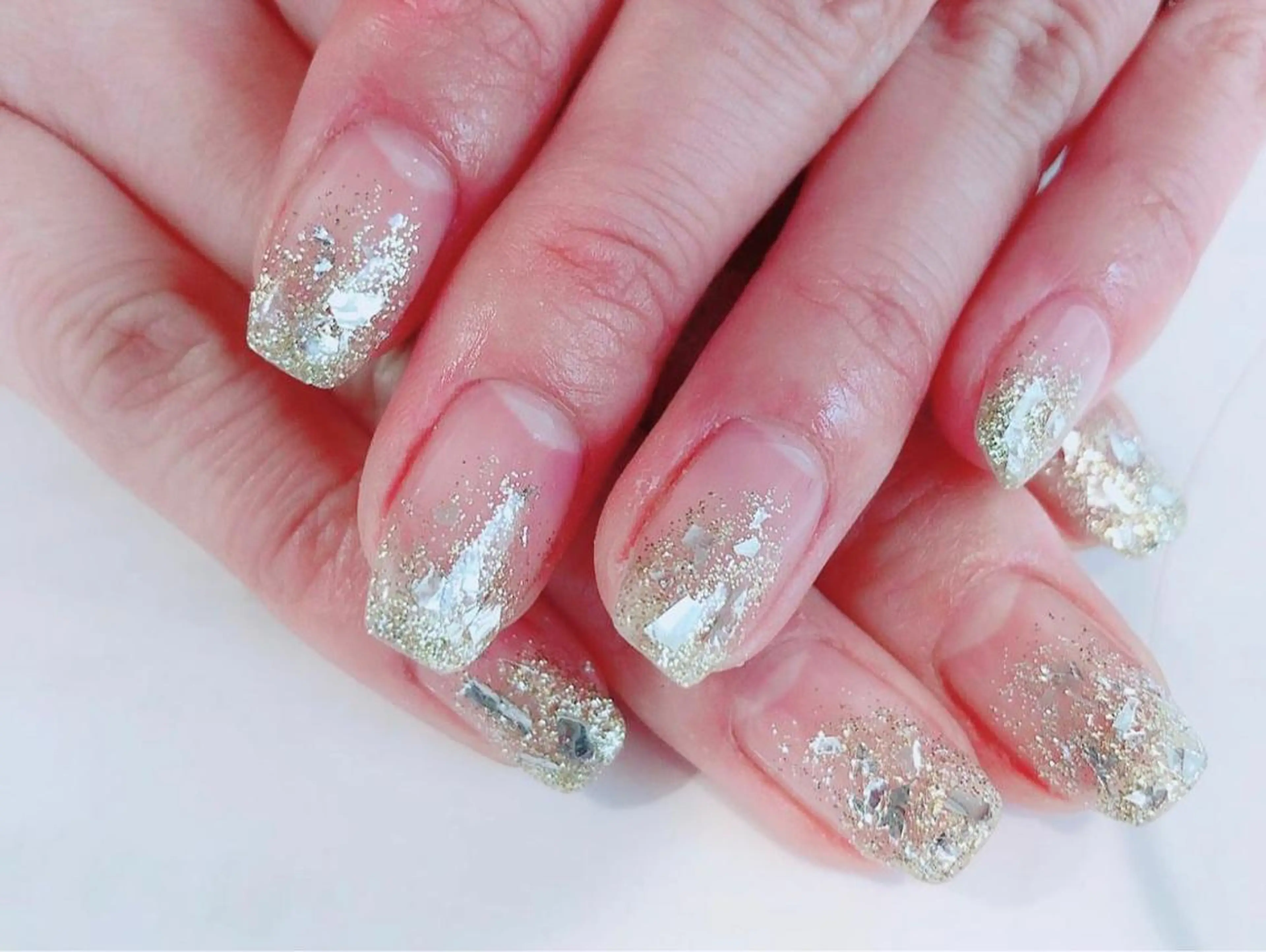 他店様オフ無料‼️ラメグラデーションコース➕ホログラムの写真