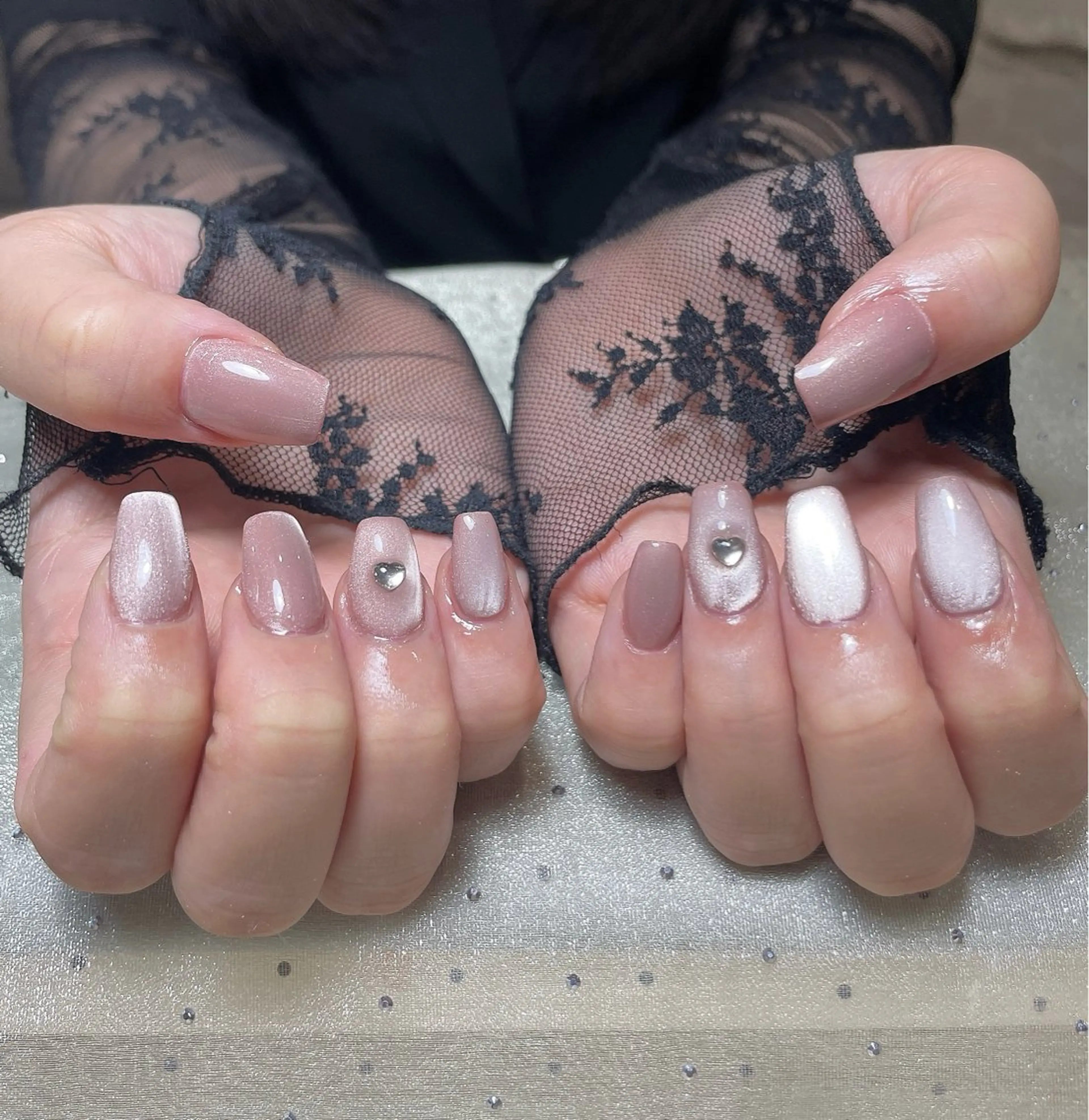 ネイル ハンドネイル ハンドケア モナ& あきのネイルデザイン