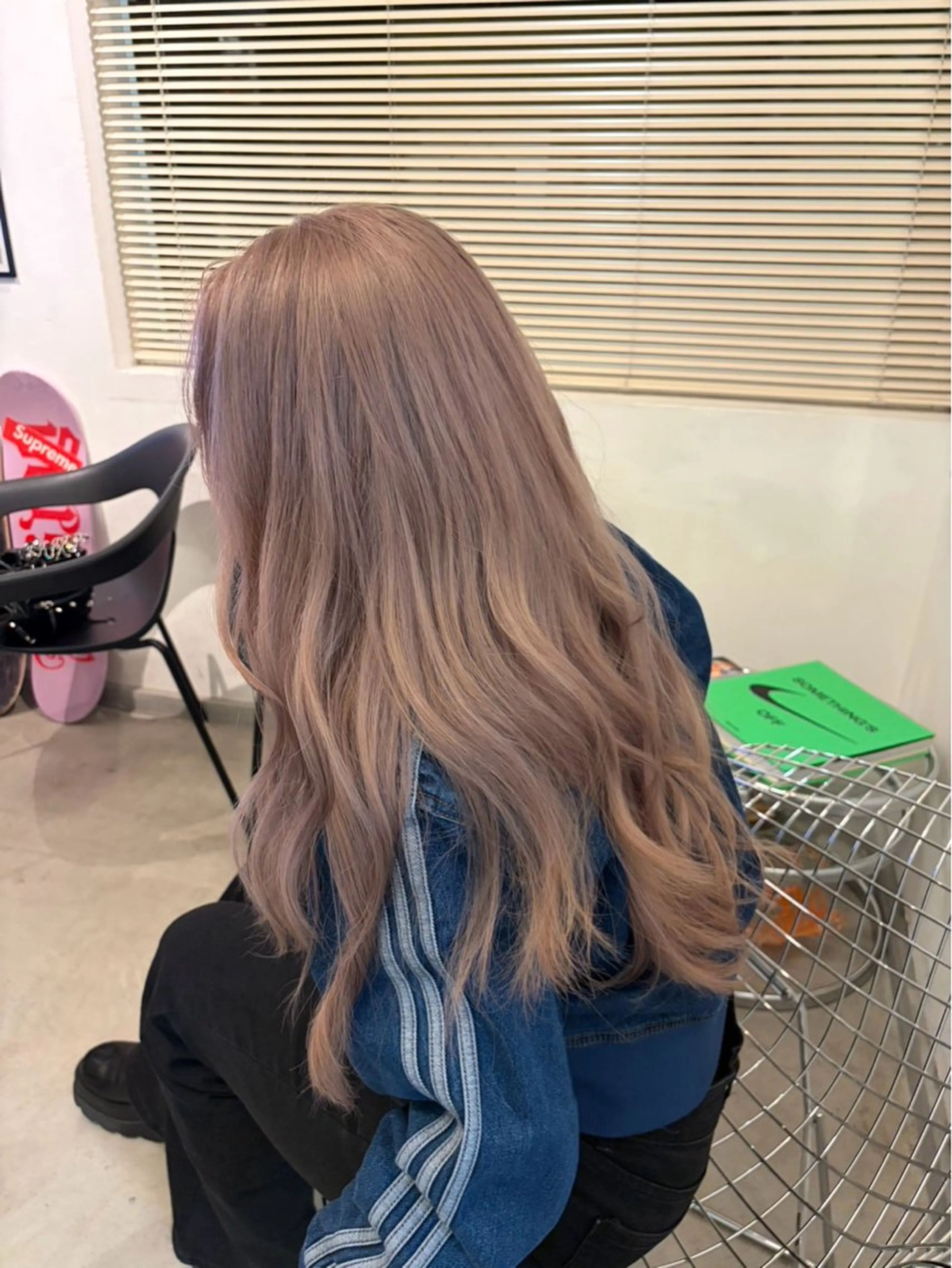 カラー 黒髪 グレージュ ハイトーンカラー ヘアカラー キラ/ハイトーン/ 天神美容室のヘアスタイル