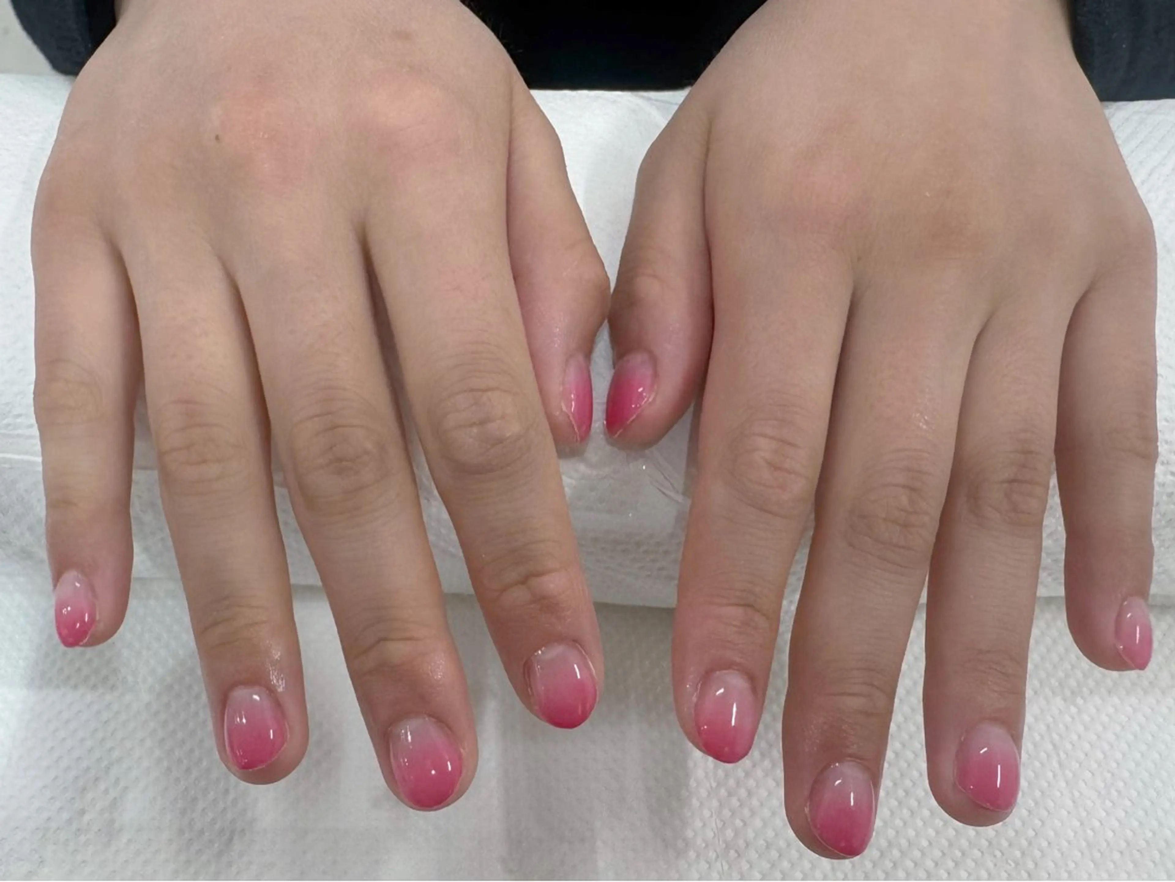 ネイル グラデーション ピンク y’sbeauty ⭐️akaneのネイルデザイン