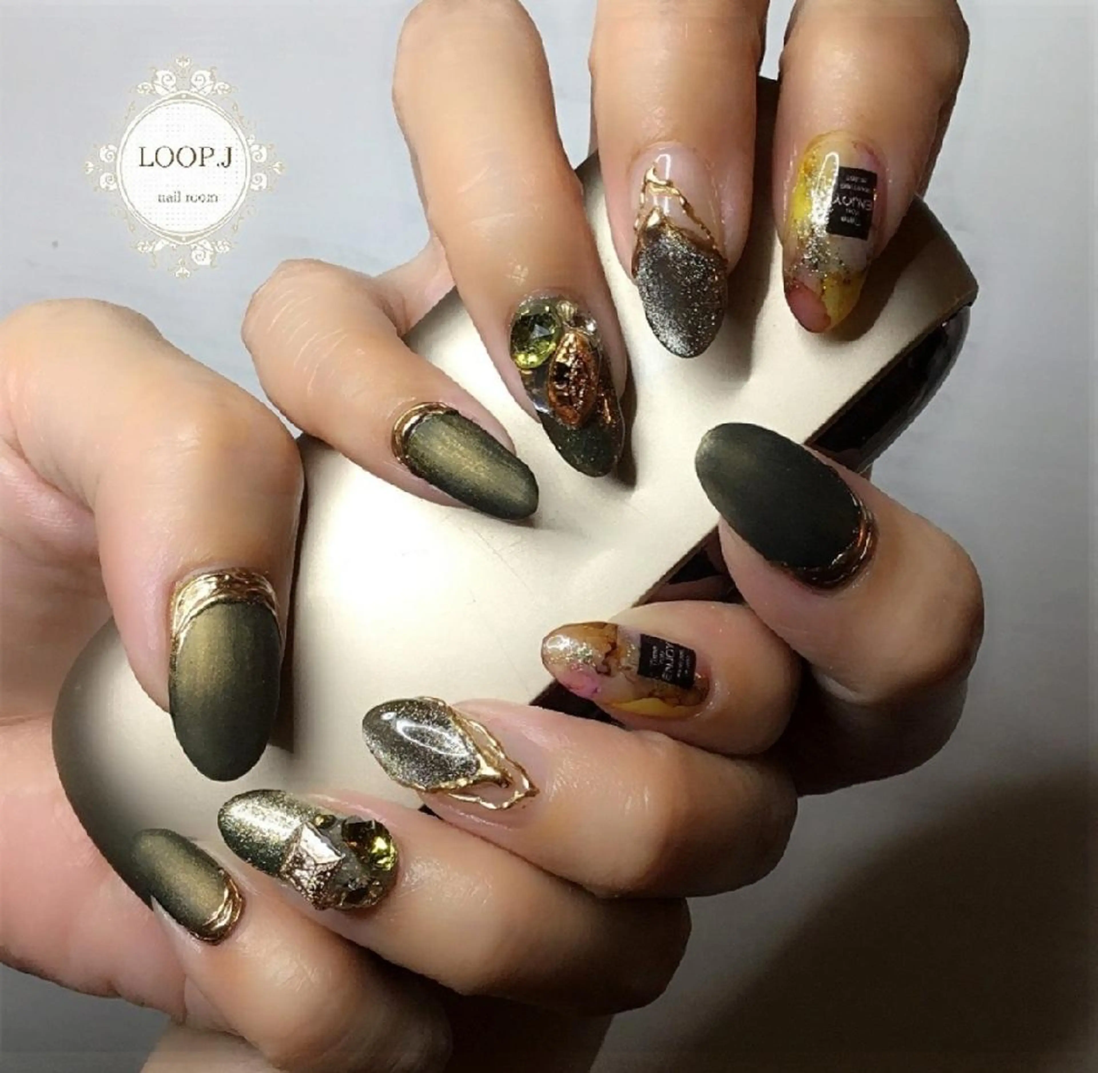 ネイル ハンドネイル おおくぼ めぐみのネイルデザイン