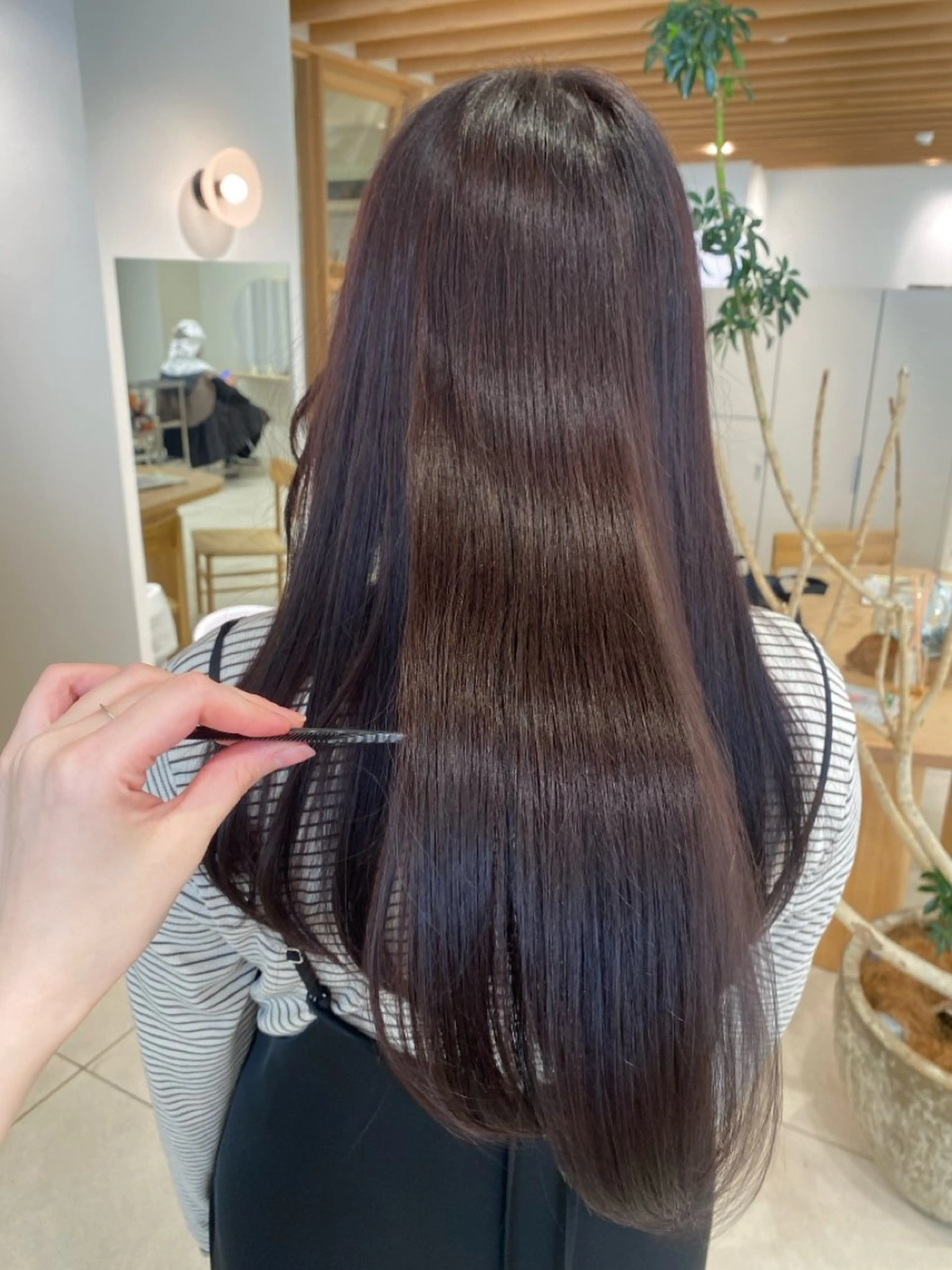 ロング 髪質改善 ロング 縮毛矯正 トリートメント 酸性ストレート 似合わせカットカラー りおなのヘアスタイル