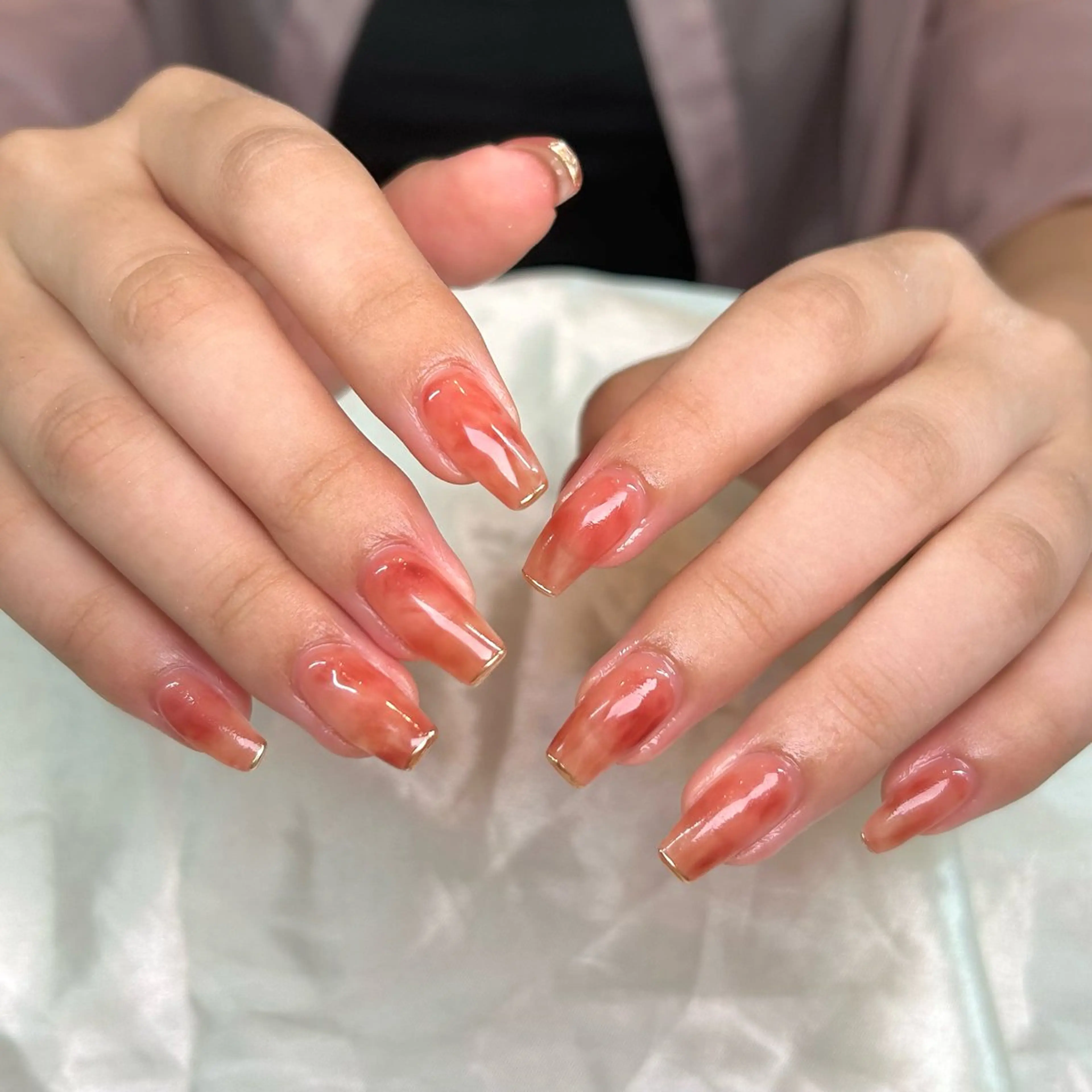 ネイル ニュアンスネイル shine'an fuka🌿🫧のネイルデザイン