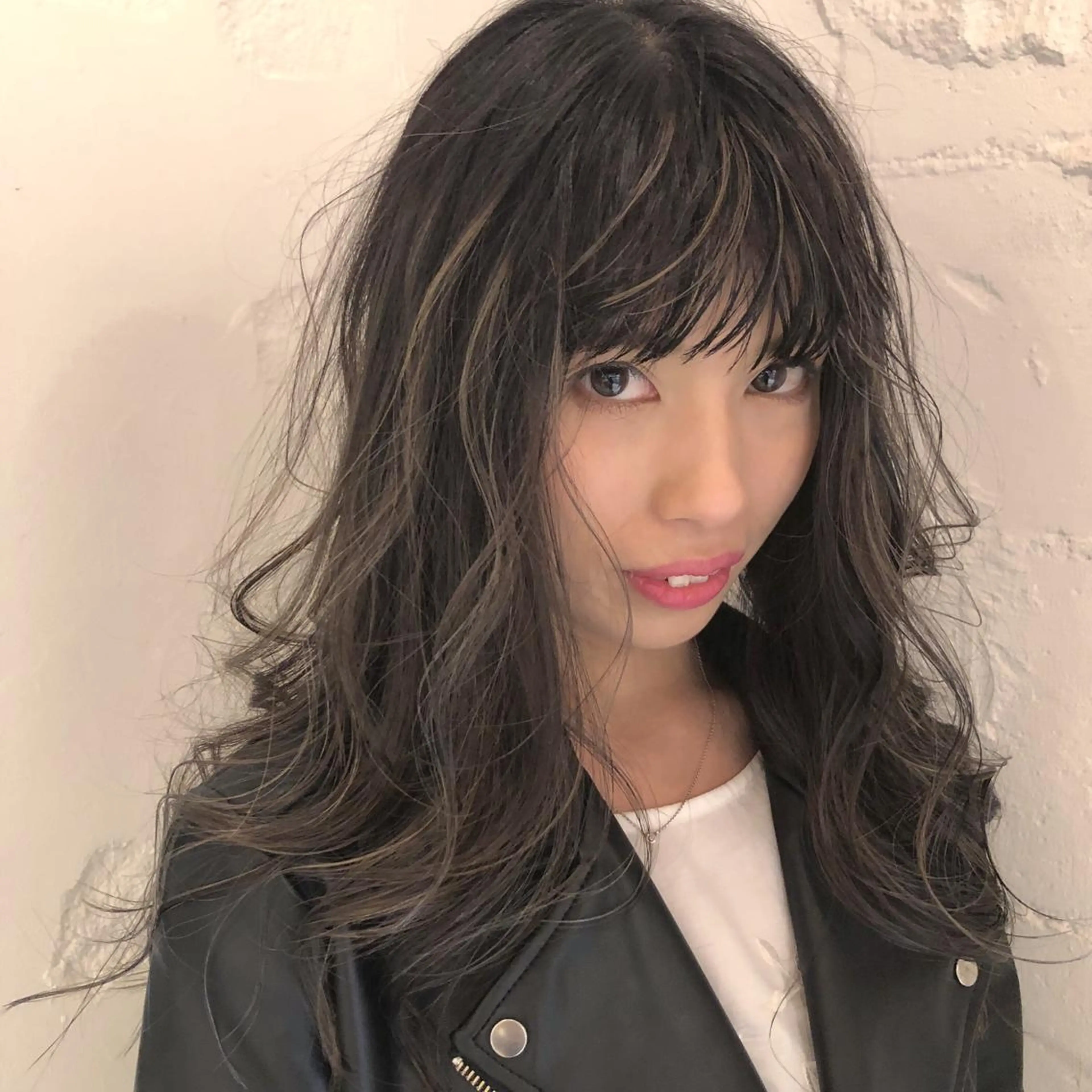 ロング カラー ハイライトカラー ハイライト ORIKA 美容室のヘアスタイル