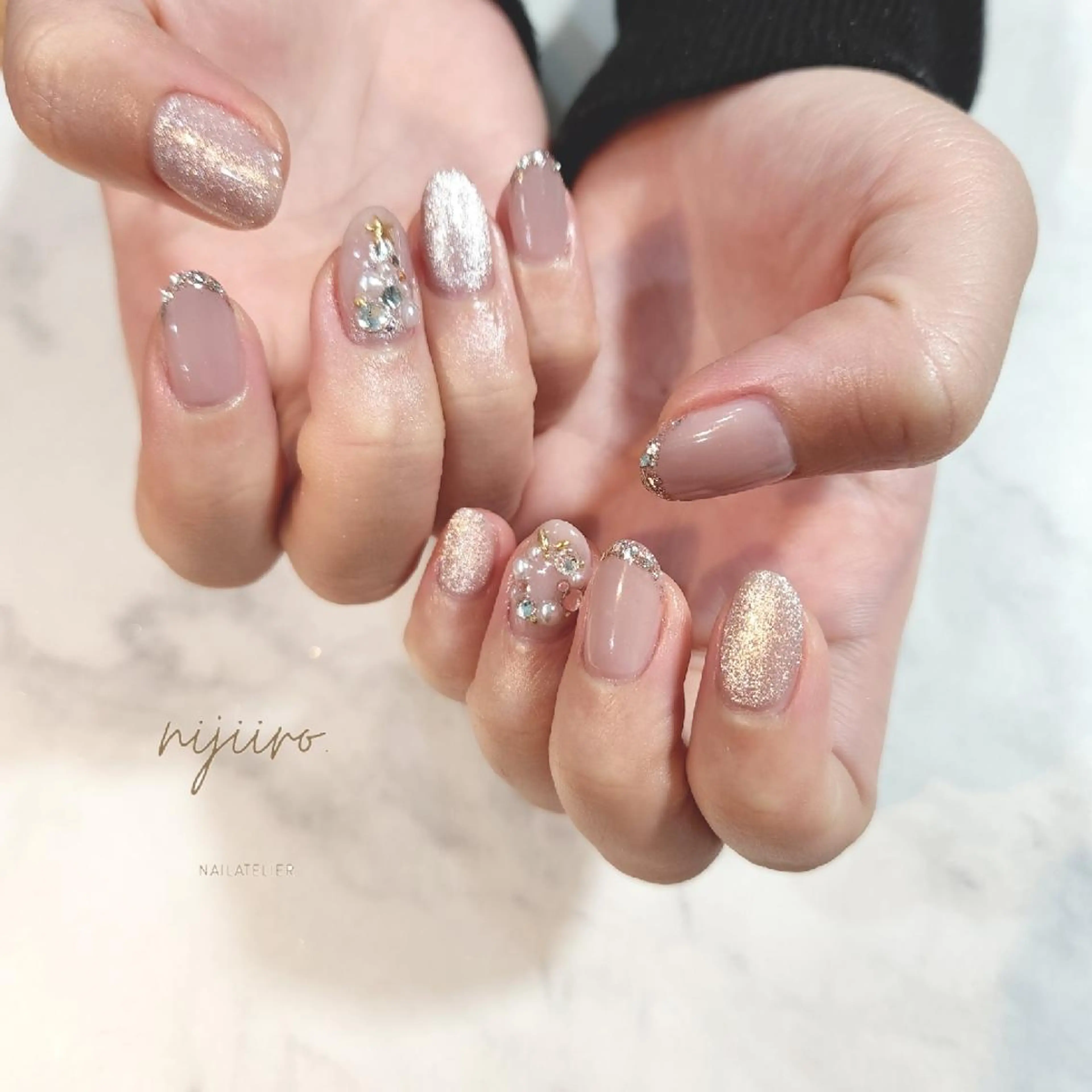 ネイル ハンドネイル nailatelier nijiiro.所属・nijiiro🌈 サトウのネイルデザイン