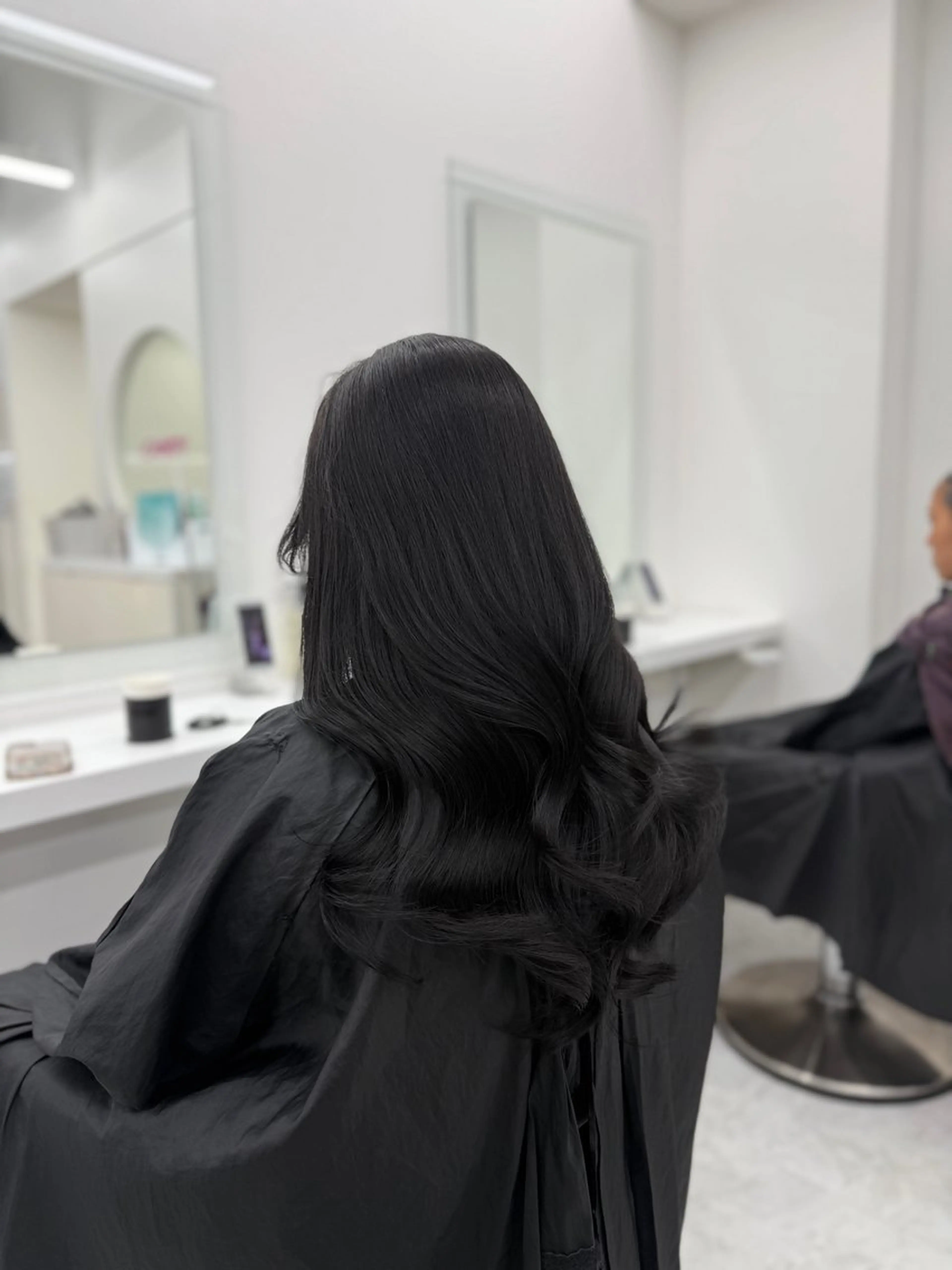 ロング カラー ヘアアレンジ 黒髪 ヨシンモリ ヘアカラー トリートメント ヘアセット 🎀Girly艶髪カ ラー🎀Harukaのヘアスタイル