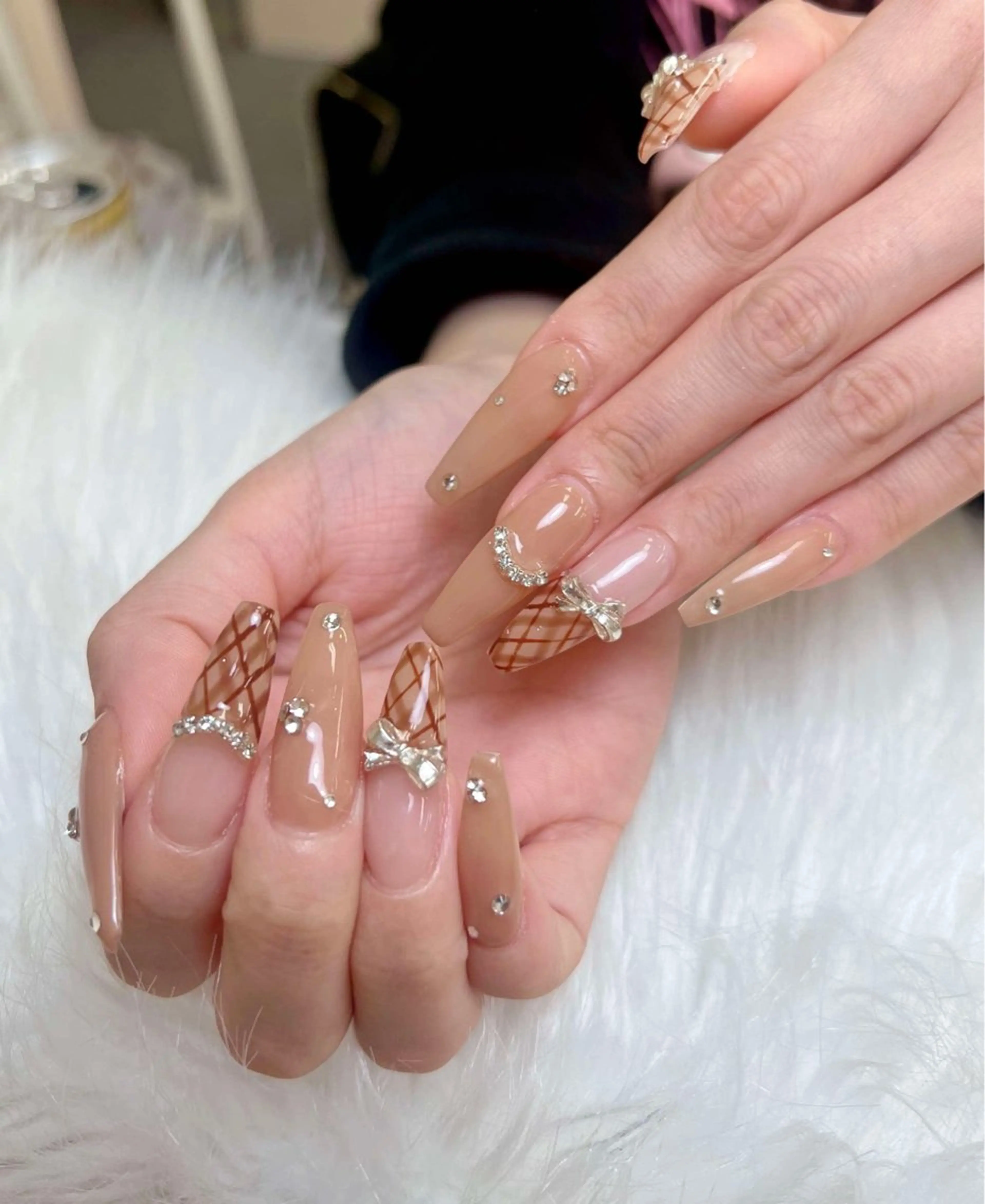 ネイル グラデーション キラキラネイル ワンカラーネイル 冬ネイル Jenn Nail Salonのネイルデザイン