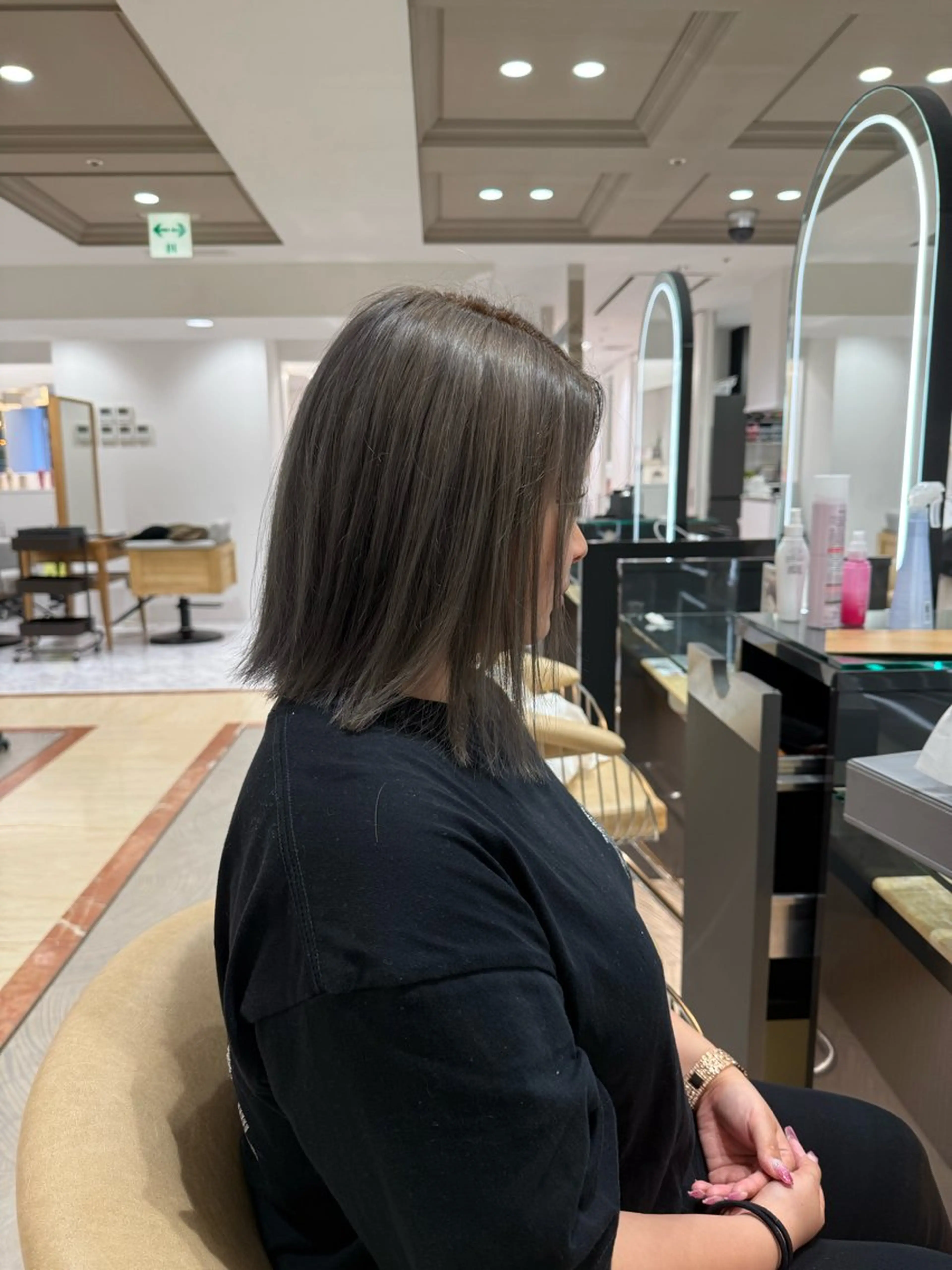 カラー ハイトーンカラー 骨格／顔型／診断／ 伏見／飯味 華菜のヘアスタイル