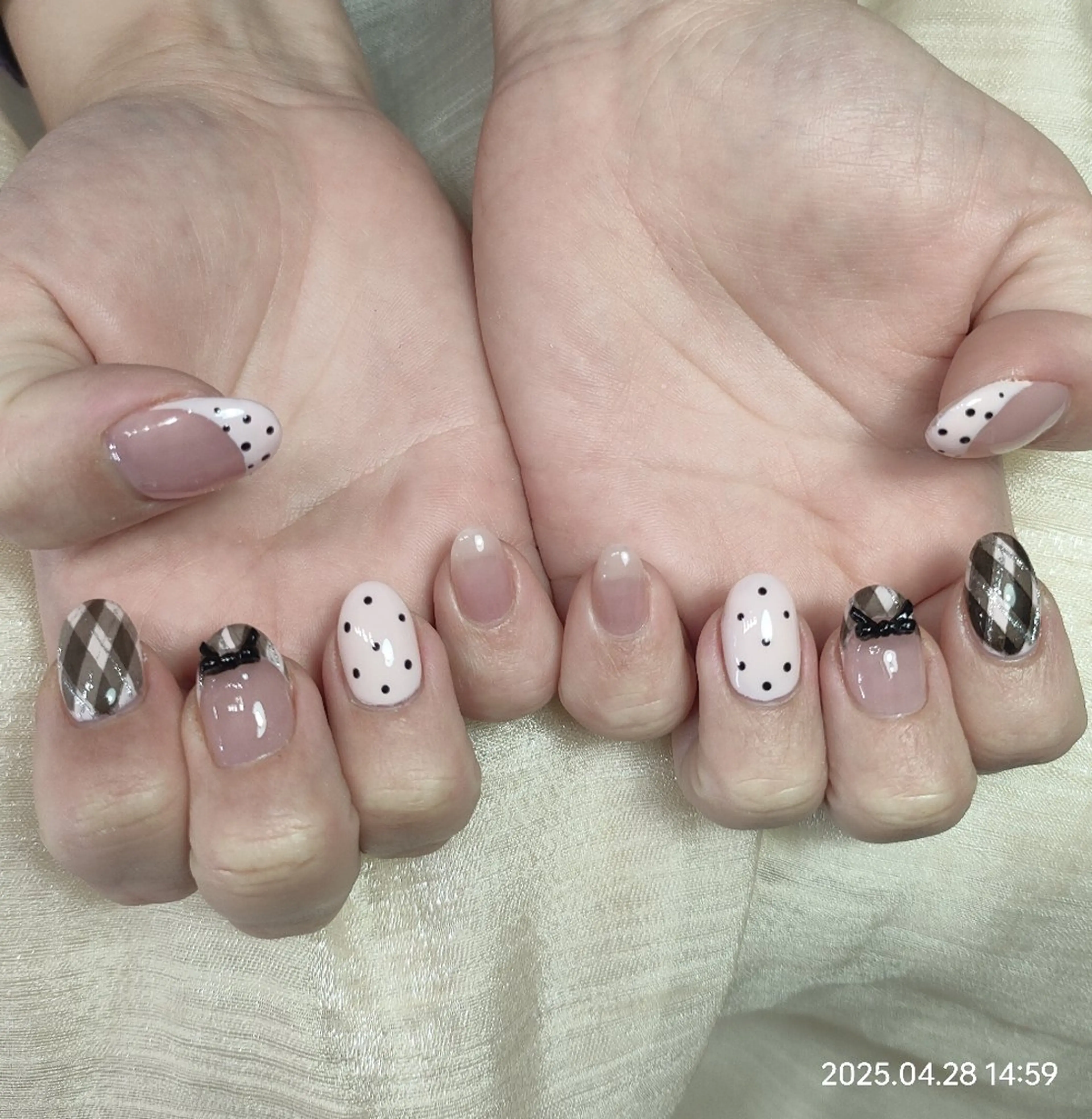 ネイル ハンドネイル nail circlesのネイルデザイン