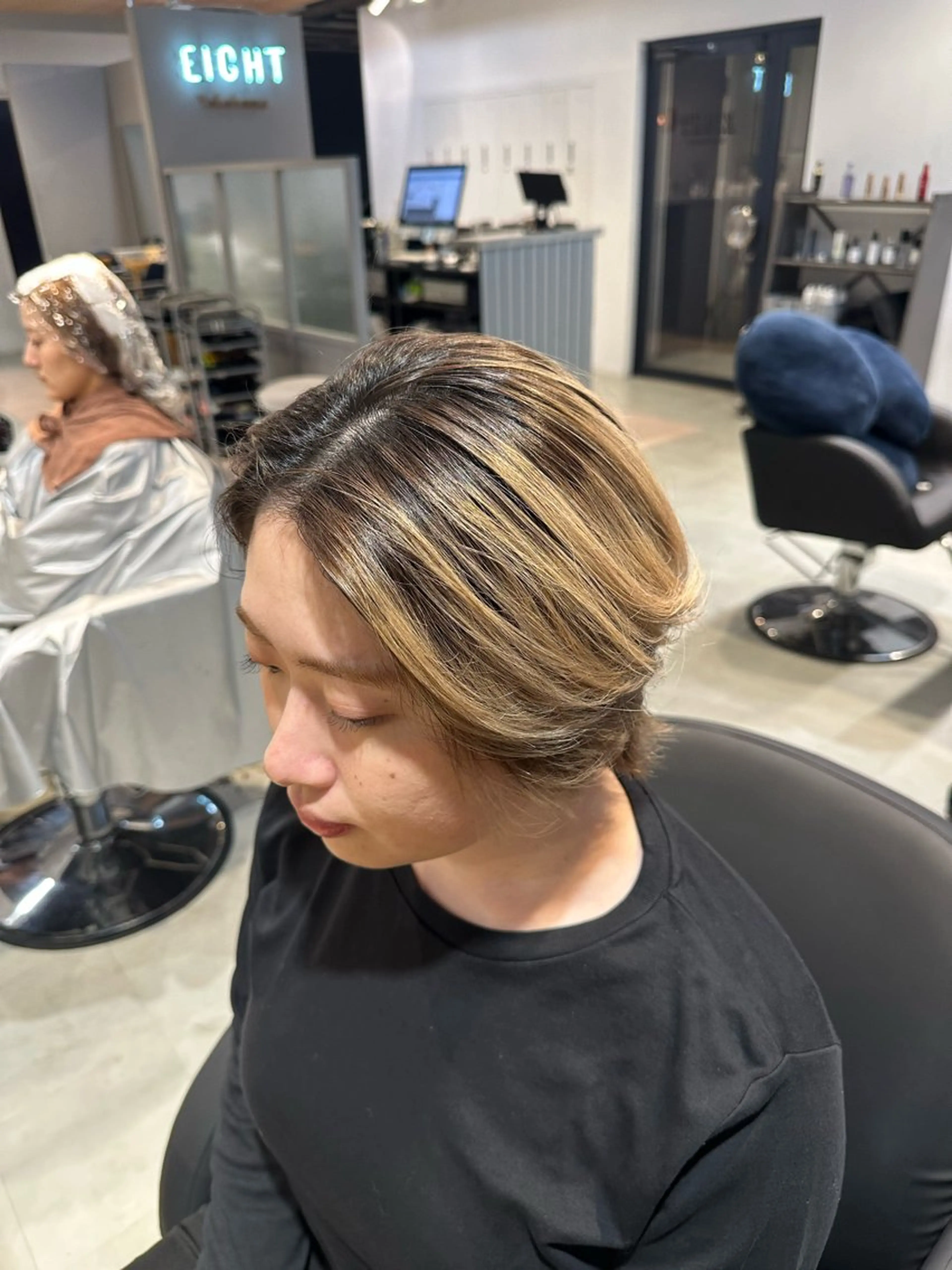 ショート カラー ヘアカラー トリートメント 💖ハイライト/ハイ トーン💖MIKIのヘアスタイル