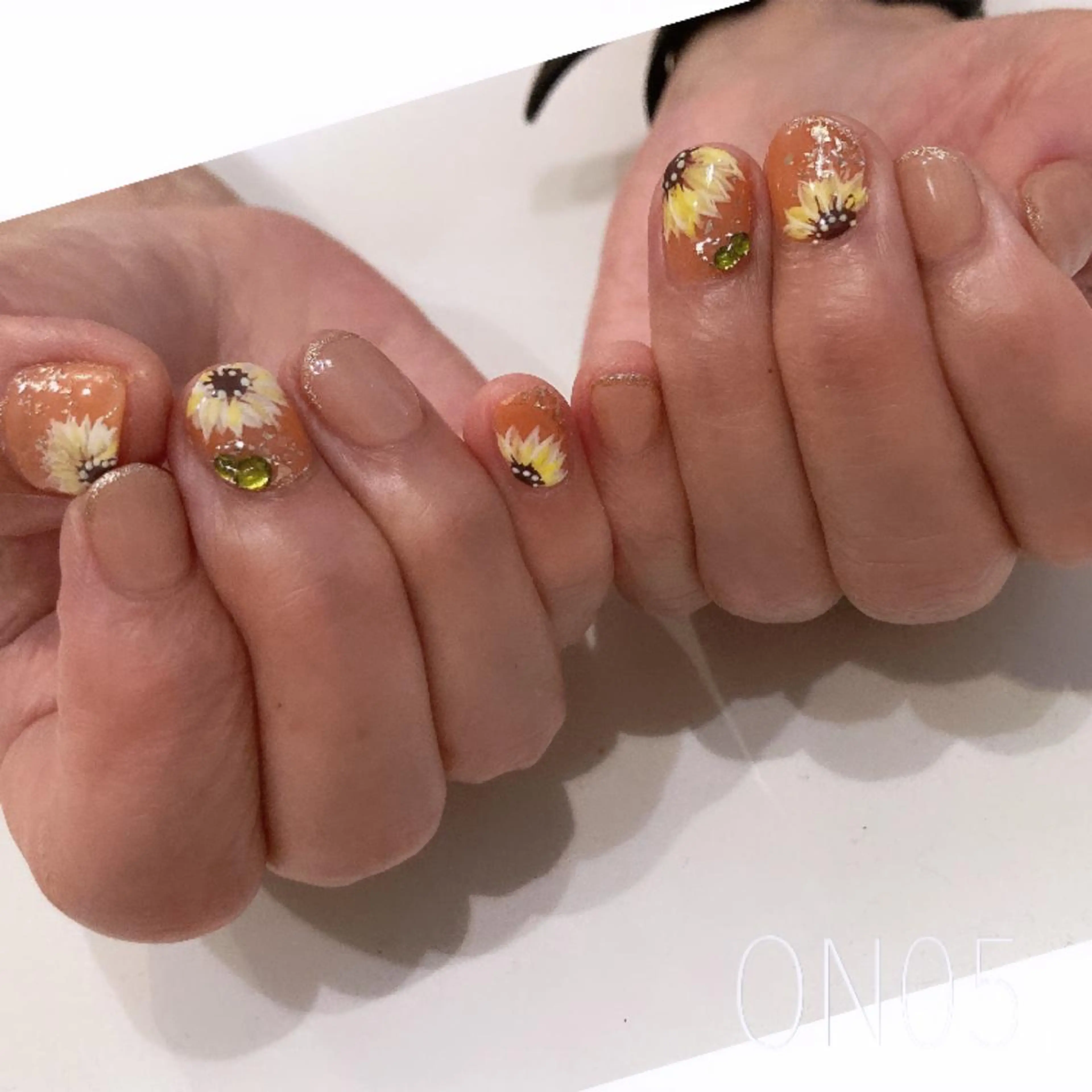 ネイル 園 寛子 （ネイリスト）のネイルデザイン