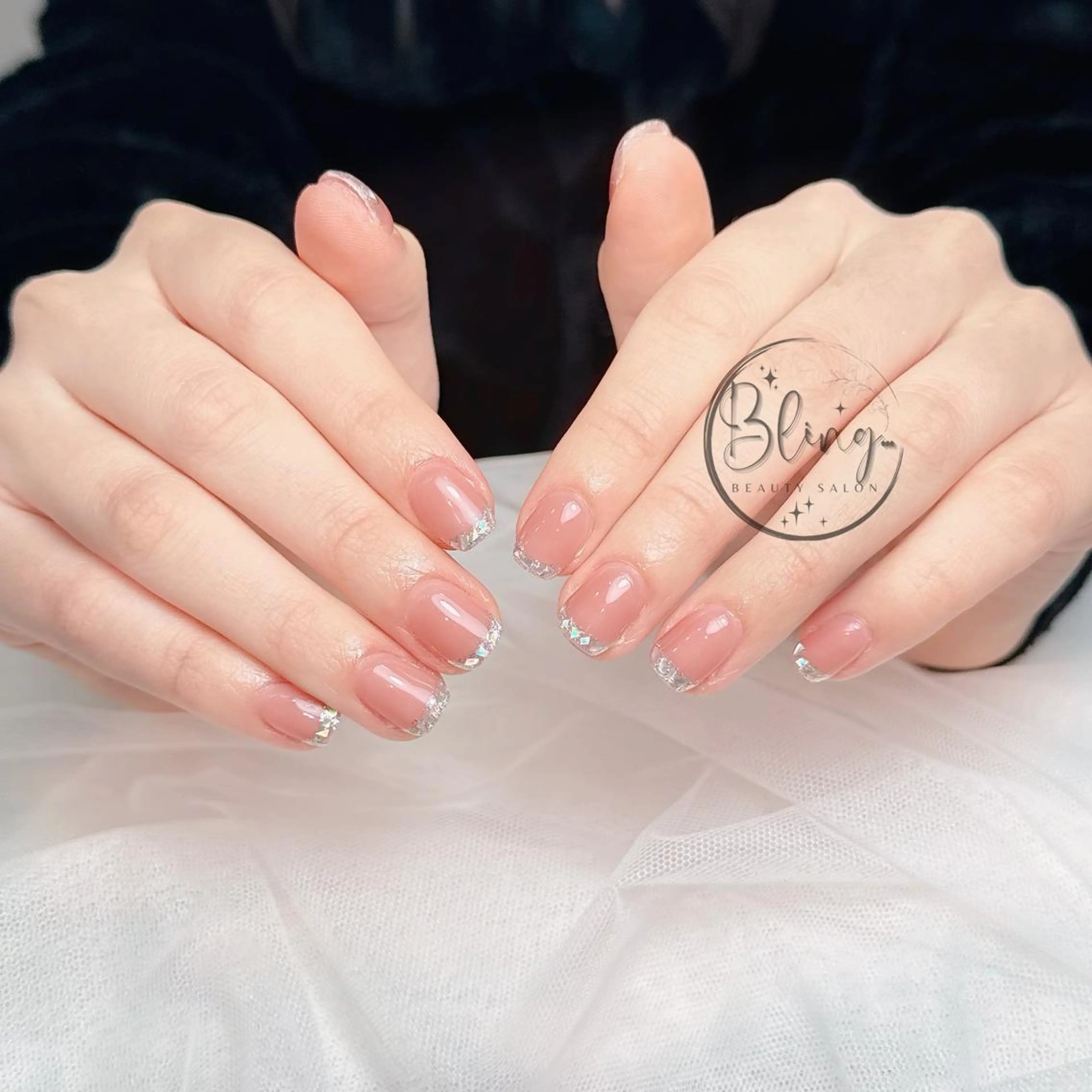 ショート 韓国風ヘア ハンドネイル Bling Salonのネイルデザイン