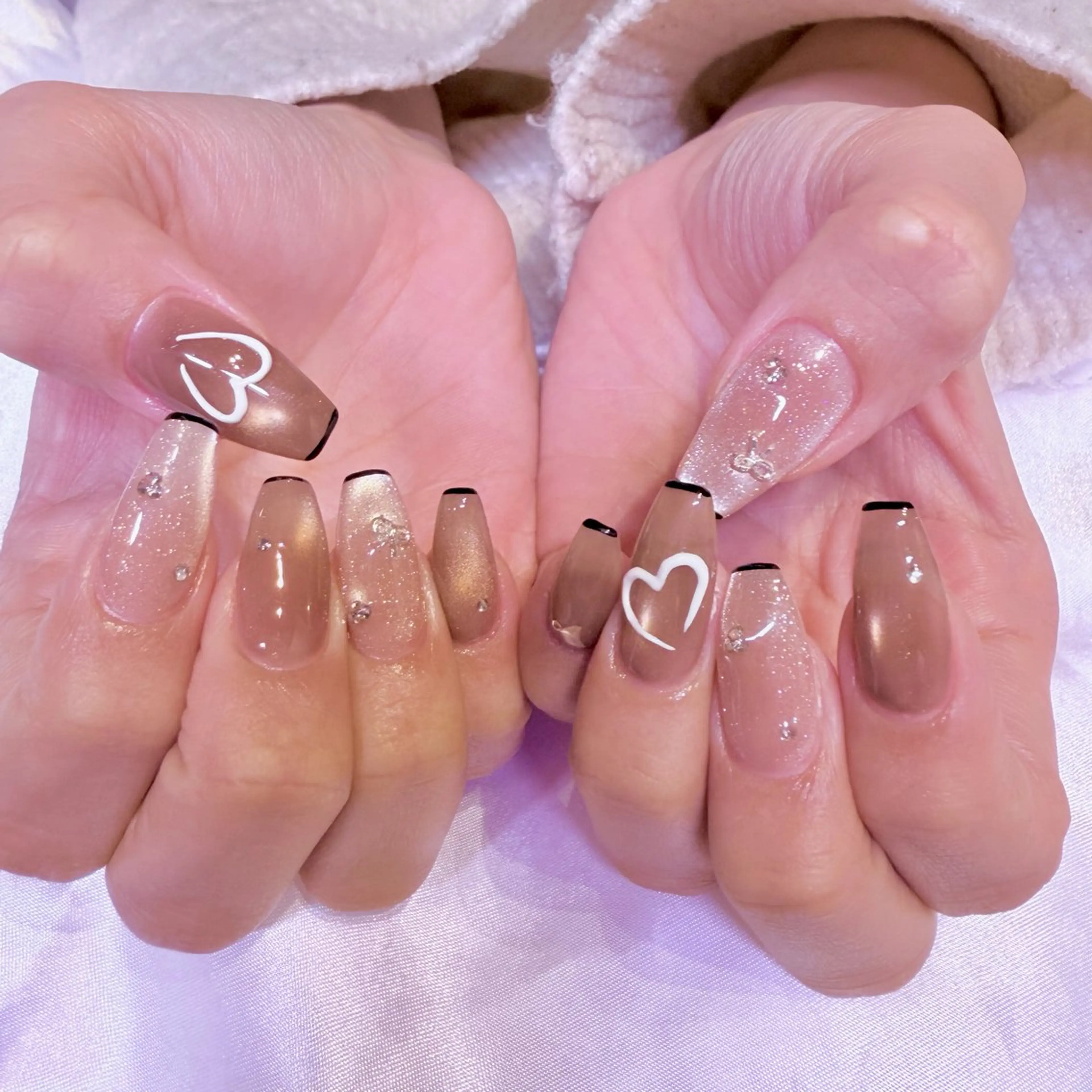 ネイル ガーリー ハンドネイル nail salon e'mu💐のネイルデザイン