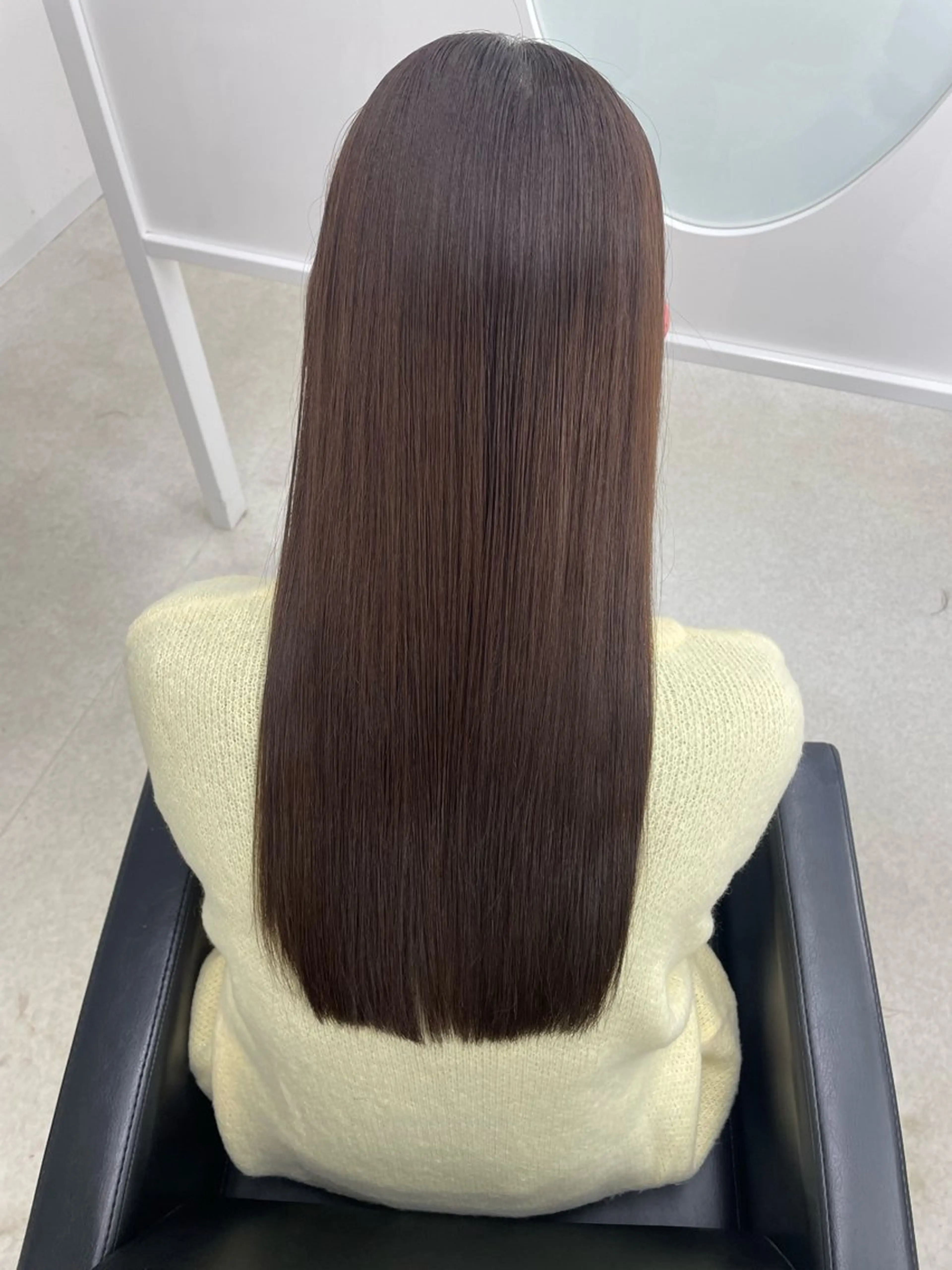 ロング 縮毛矯正 冨木 雄斗のヘアスタイル