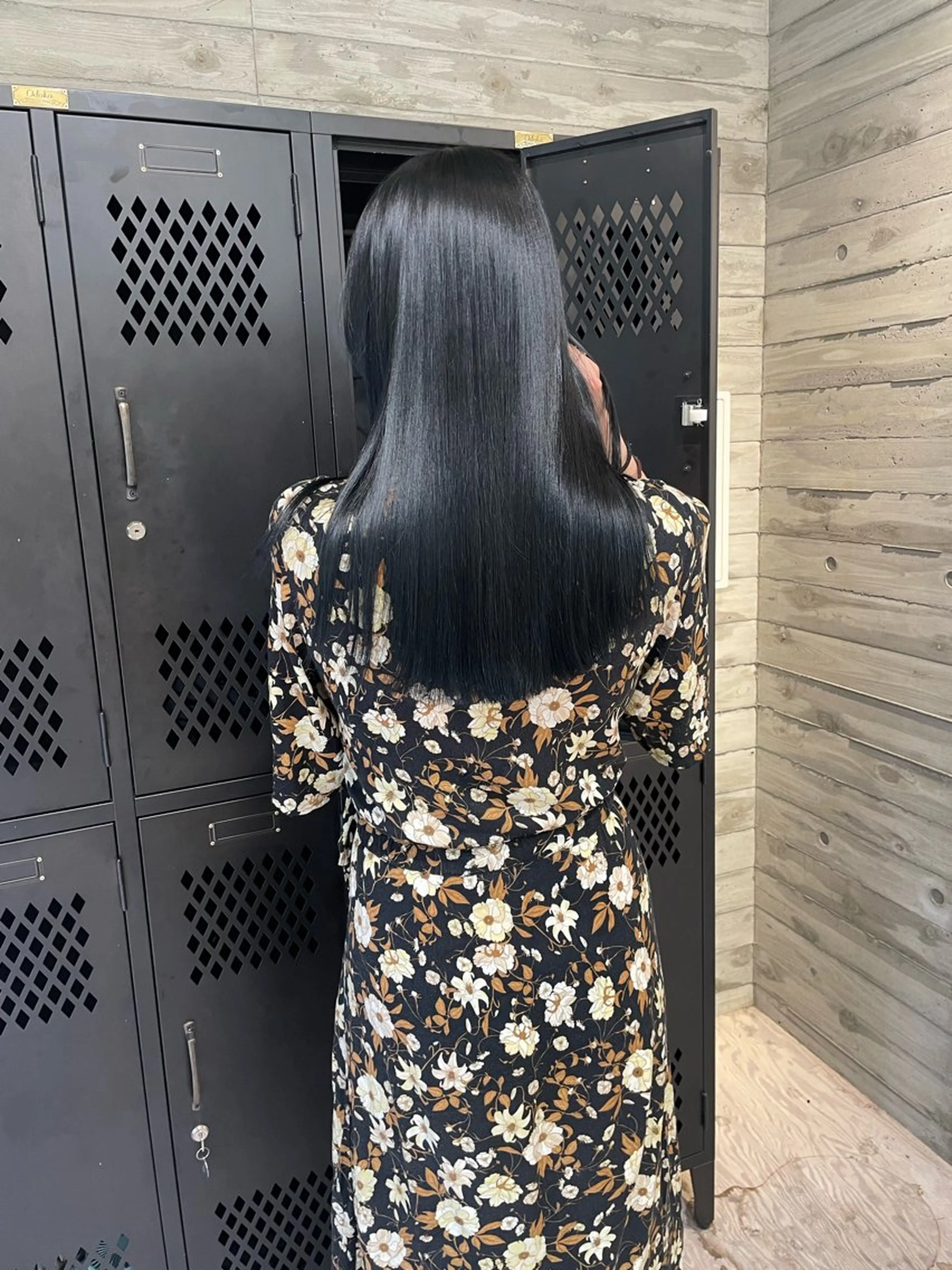 カラー RINA .のヘアスタイル