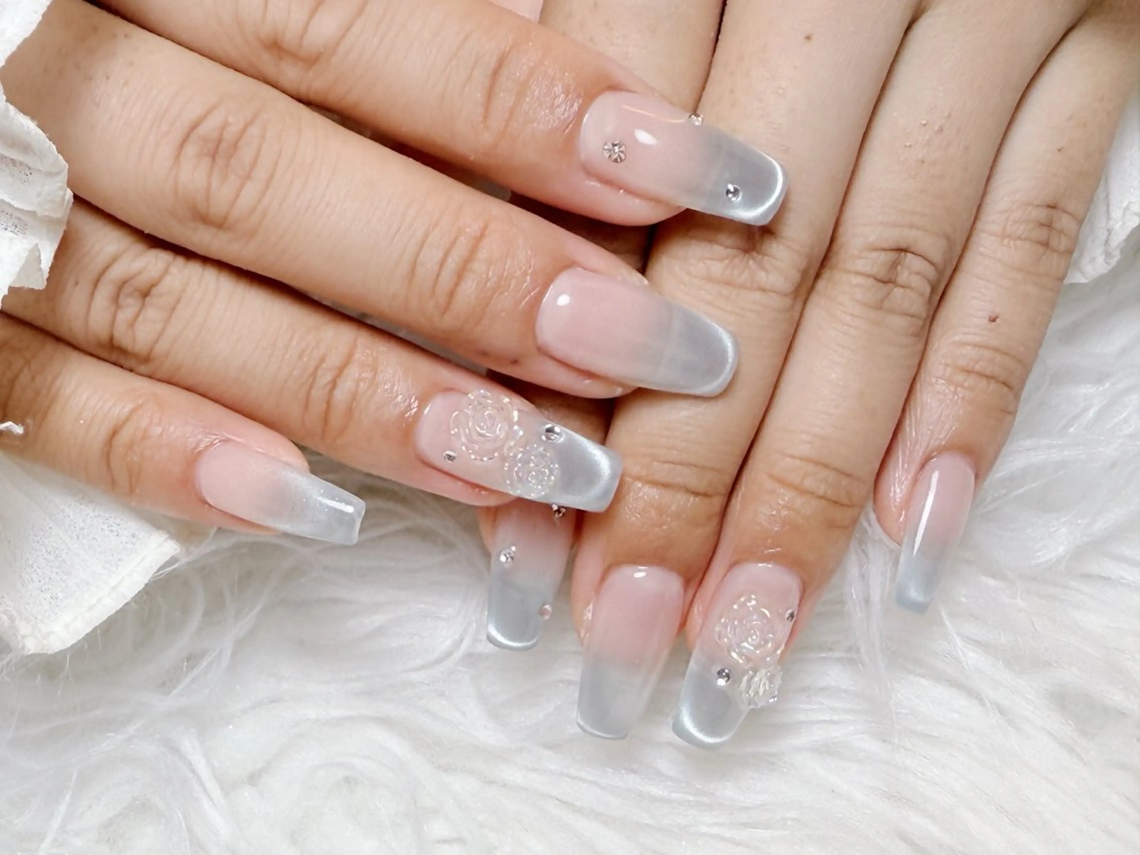 ネイル アートネイル チークネイル 長さ出し フラワーネイル フレンチネイル NEW NAIL 池袋のネイルデザイン