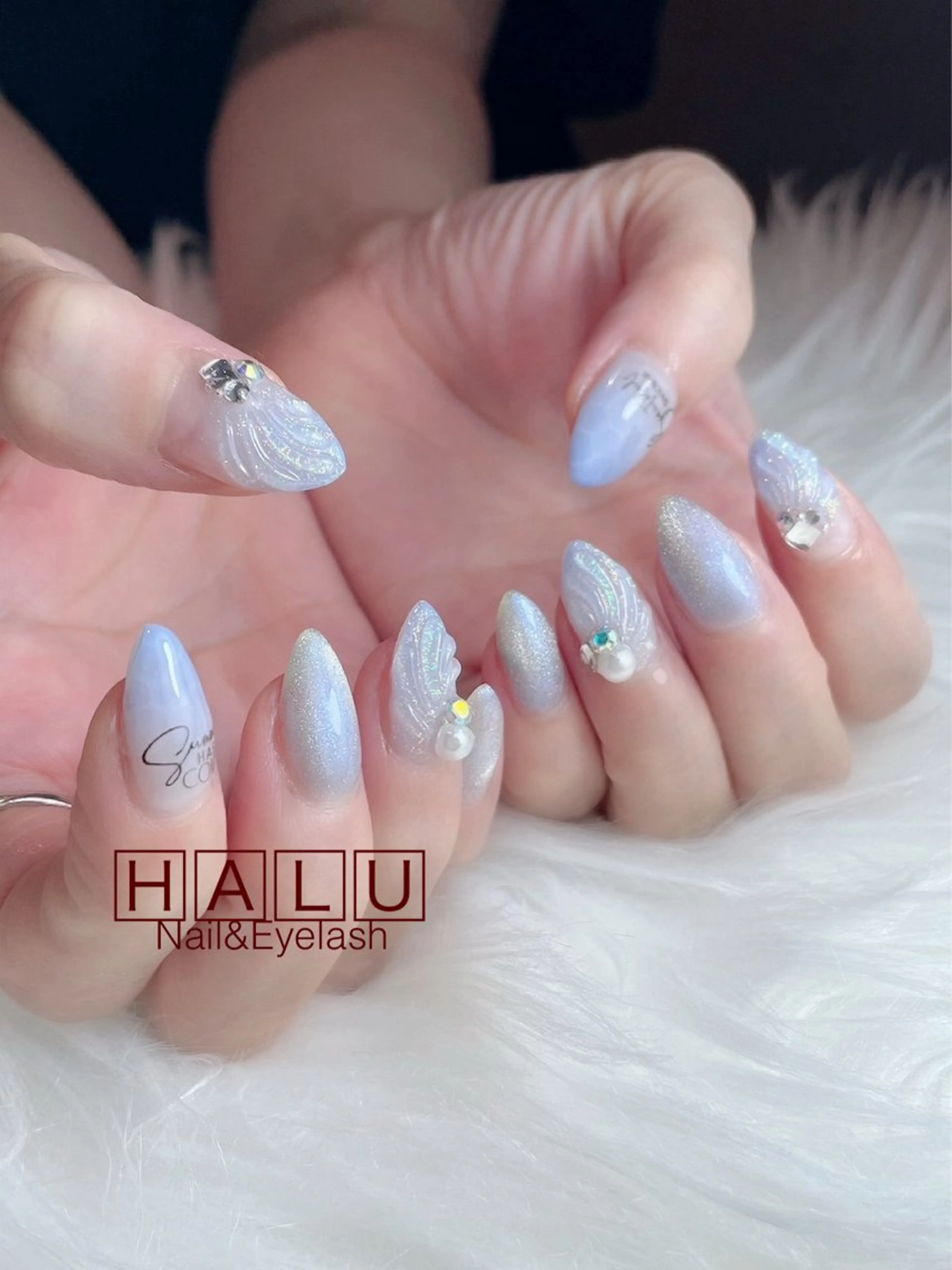 ネイル キラキラネイル ハンドネイル フットネイル HALU ハルのネイルデザイン