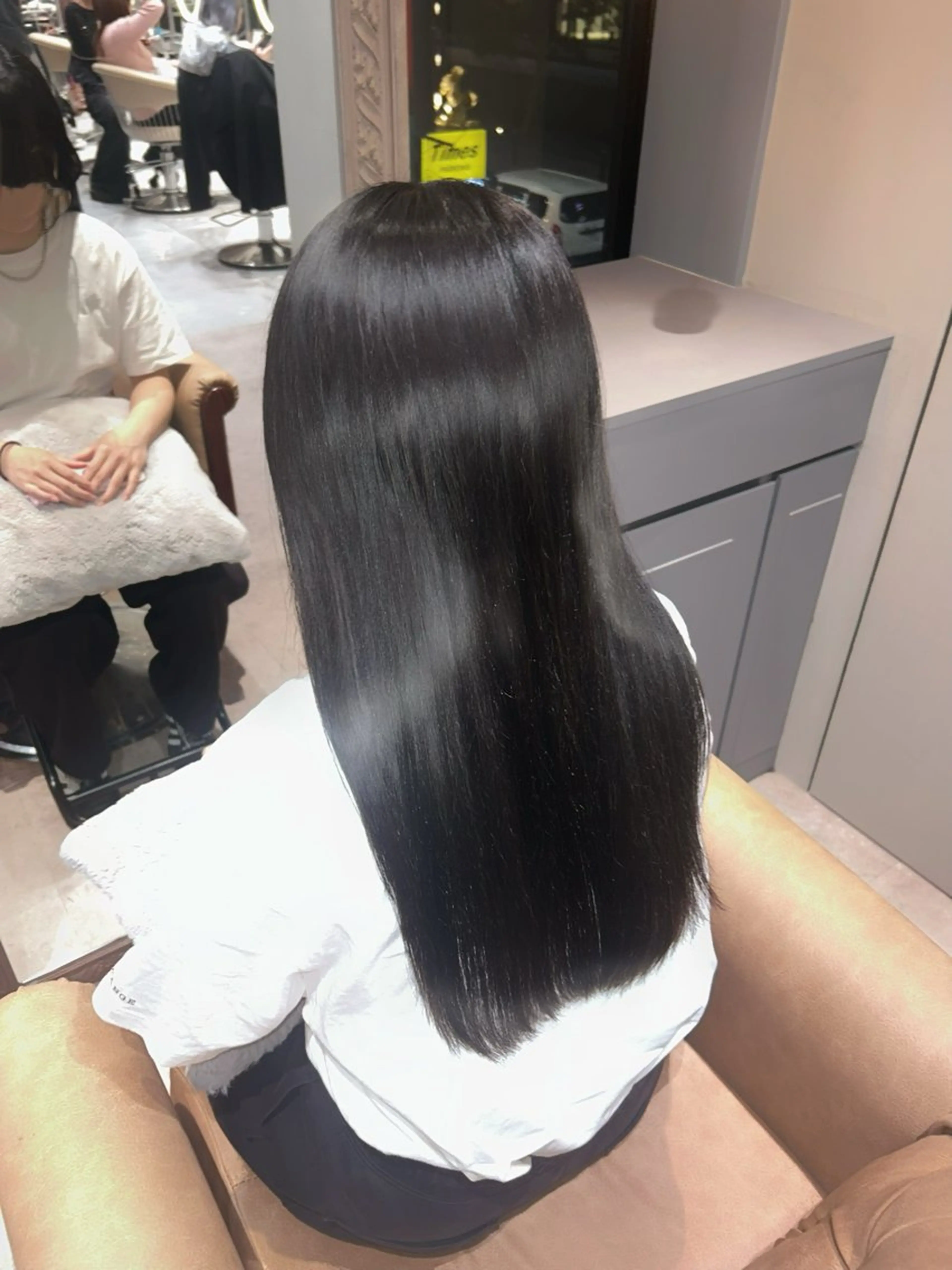 ロング カラー ヘアカラー トリートメント 透明感カラー/ ワンホン/衣音七のヘアスタイル