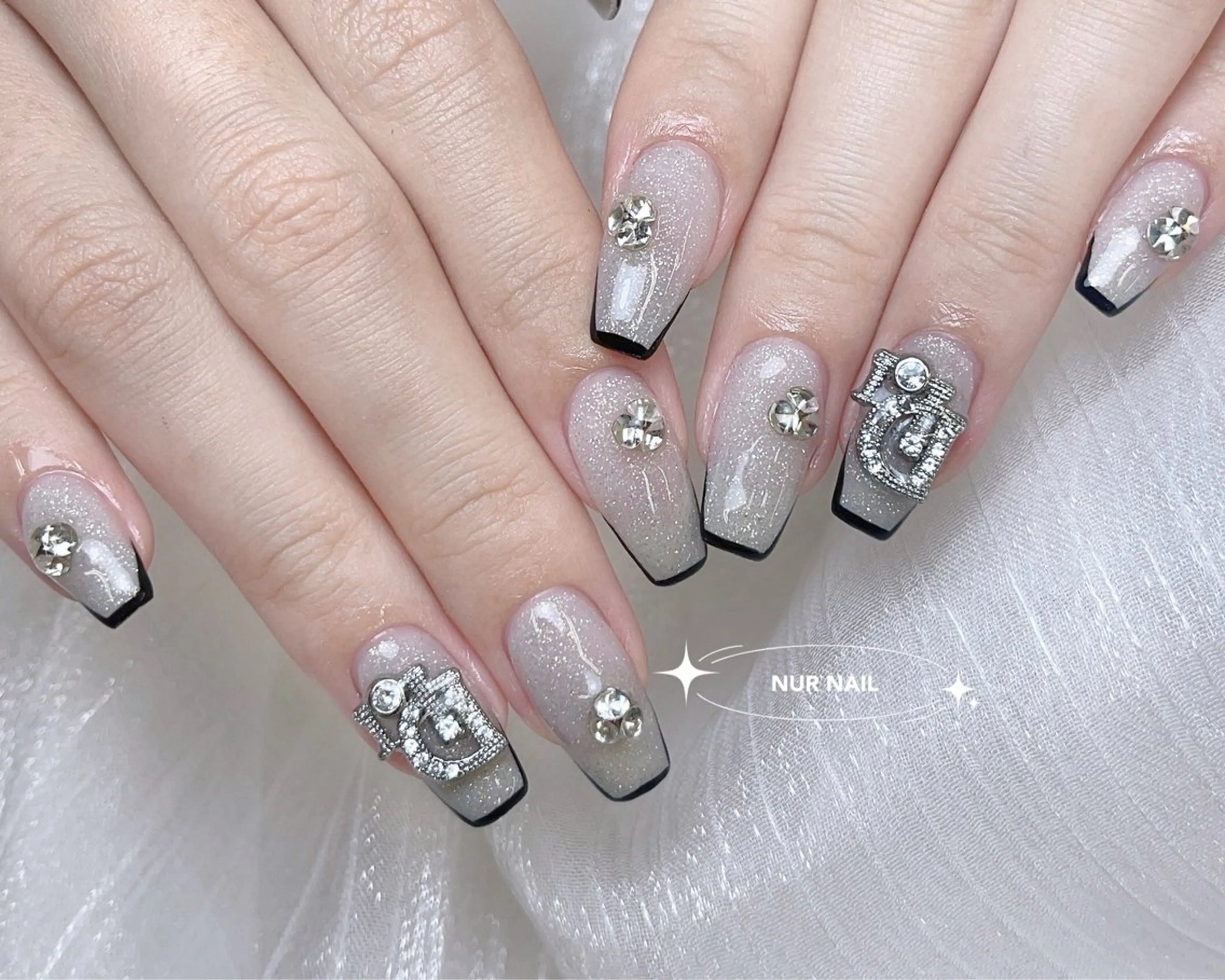 ネイル ハンドネイル ハンドケア RINA 🤍のネイルデザイン