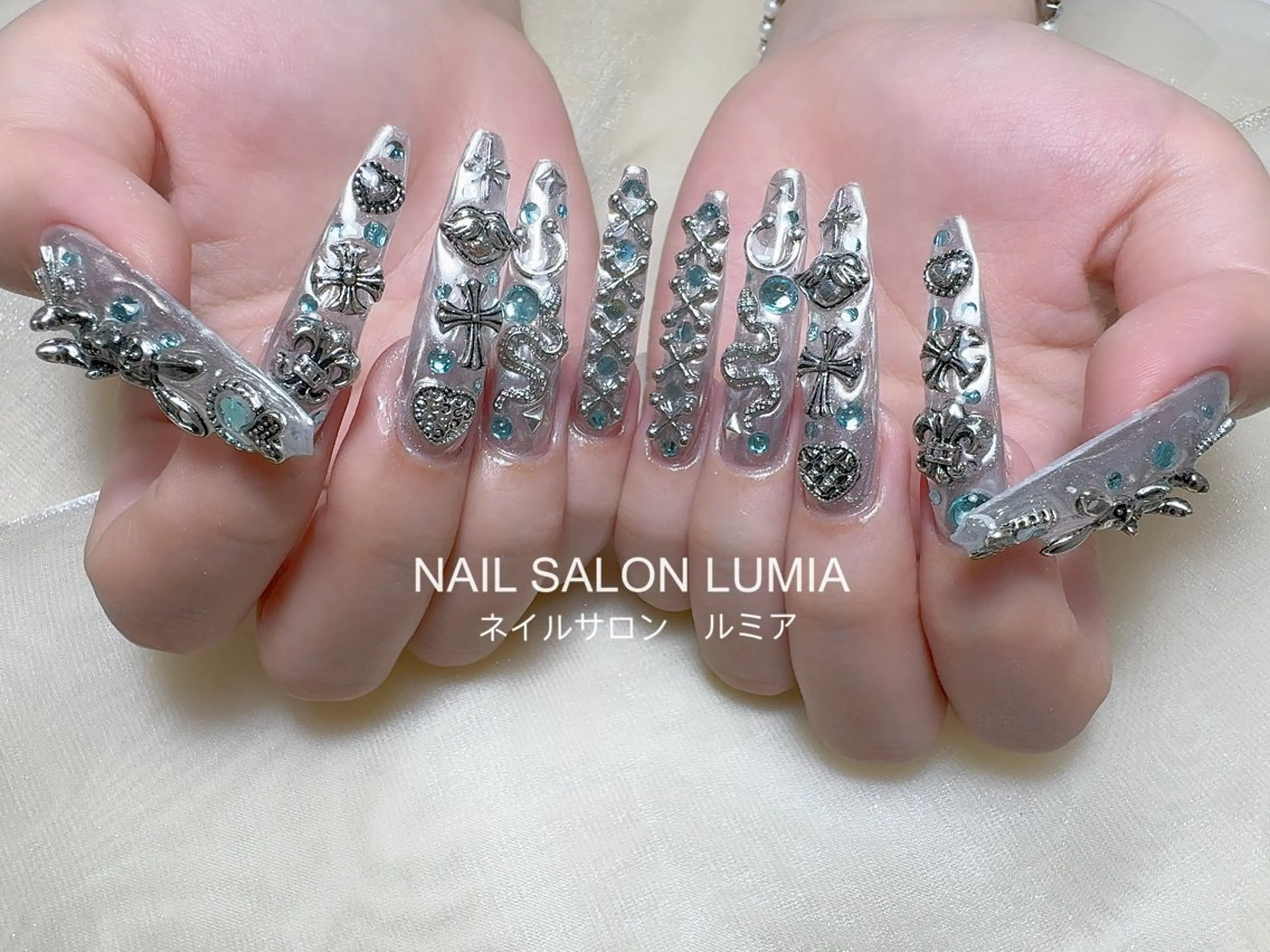 ネイル ハンドネイル ネイルサロン ルミア Lumia 店長のネイルデザイン