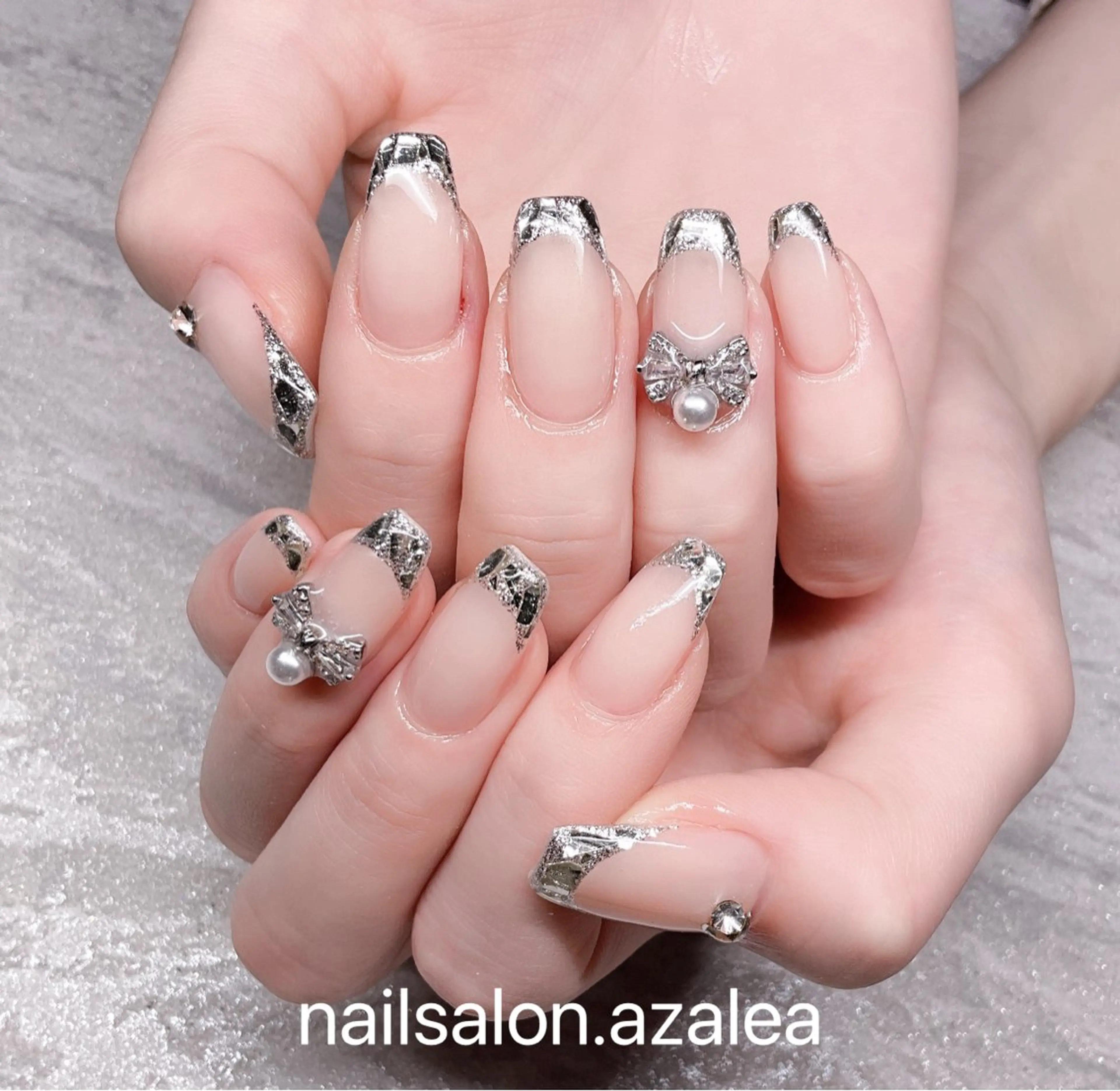 ネイル ハンドネイル R inのネイルデザイン