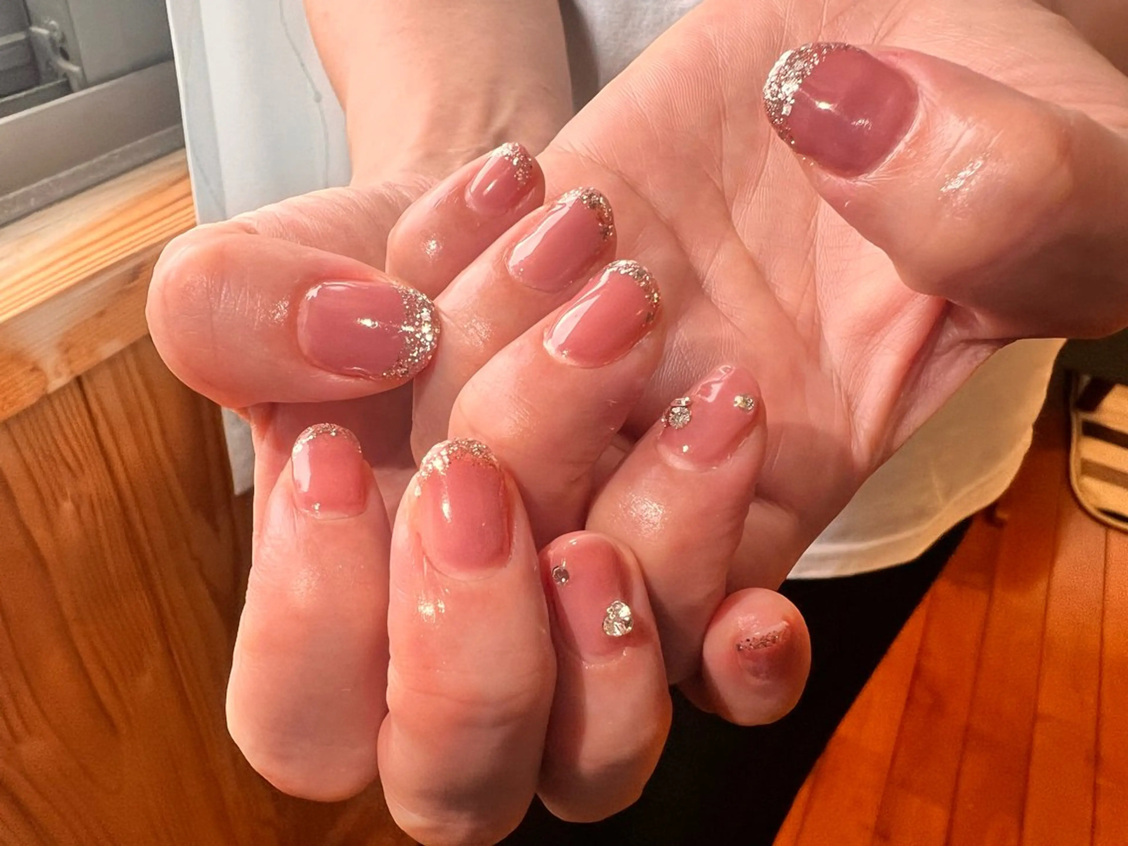 ネイル フラッシュネイル ラメ(グリッター) マグネットネイル オフィスネイル シンプルネイル ハンドネイル nail salon LUANAのネイルデザイン