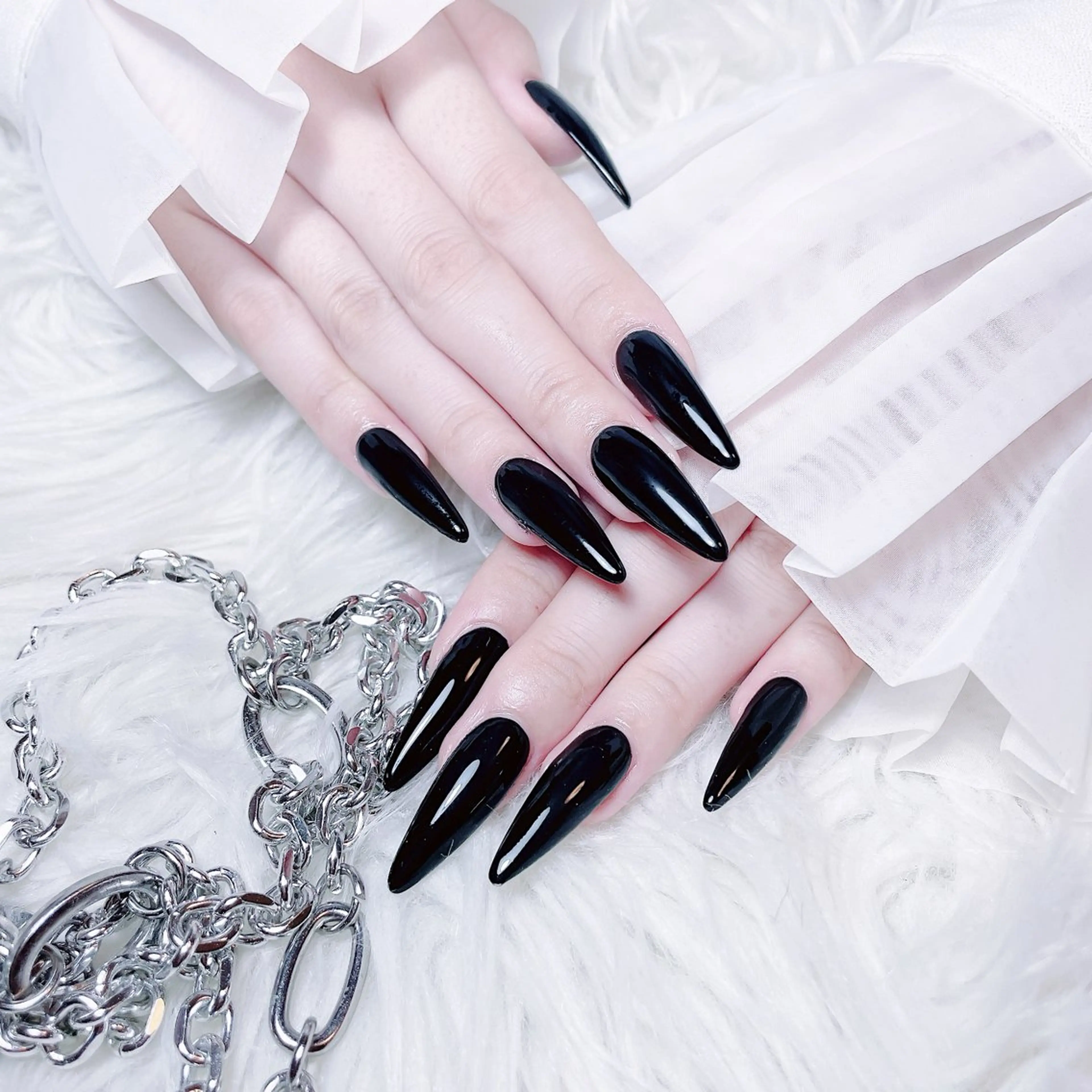 ネイル チークネイル 長さ出し フラワーネイル フレンチネイル ガーリー NEW NAIL 池袋のネイルデザイン