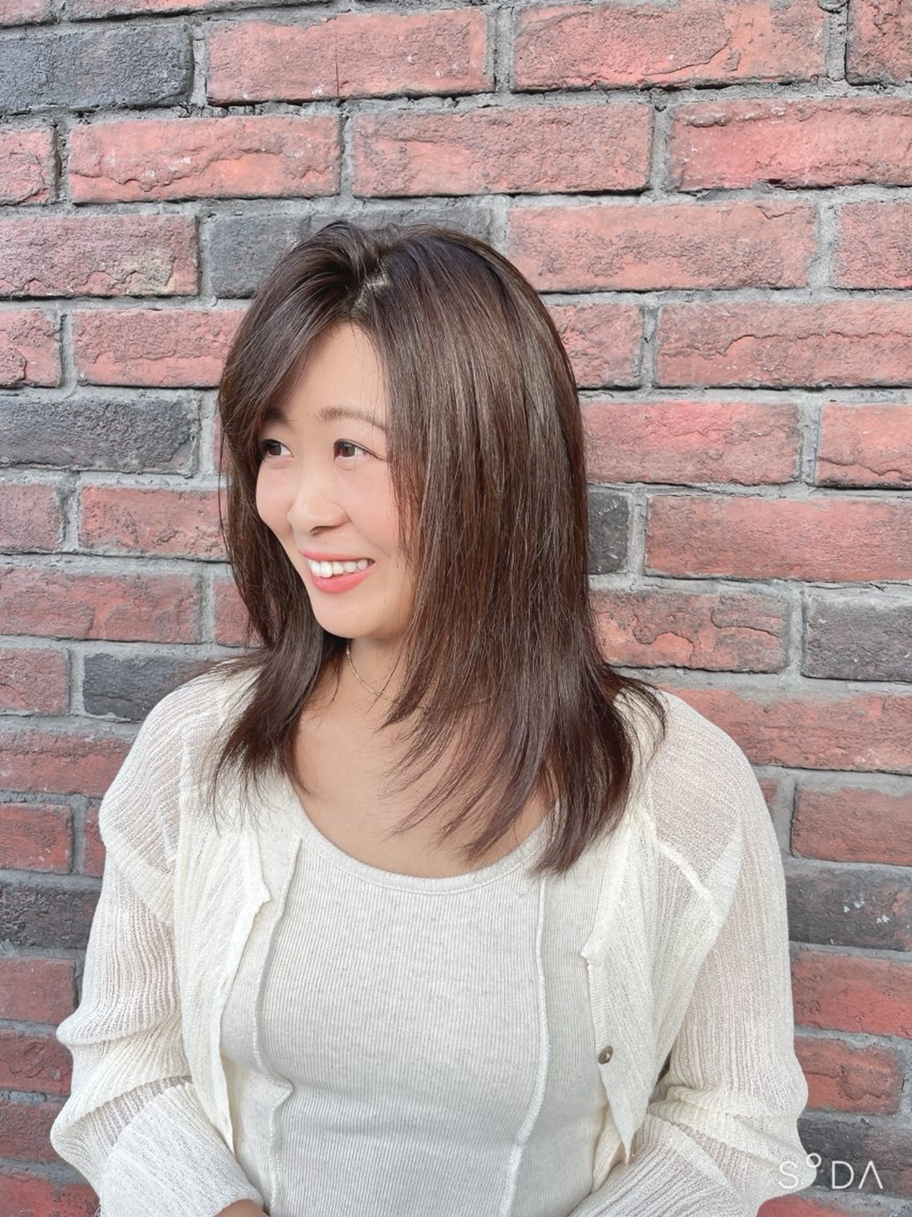 セミロング カラー 高橋 春菜のヘアスタイル